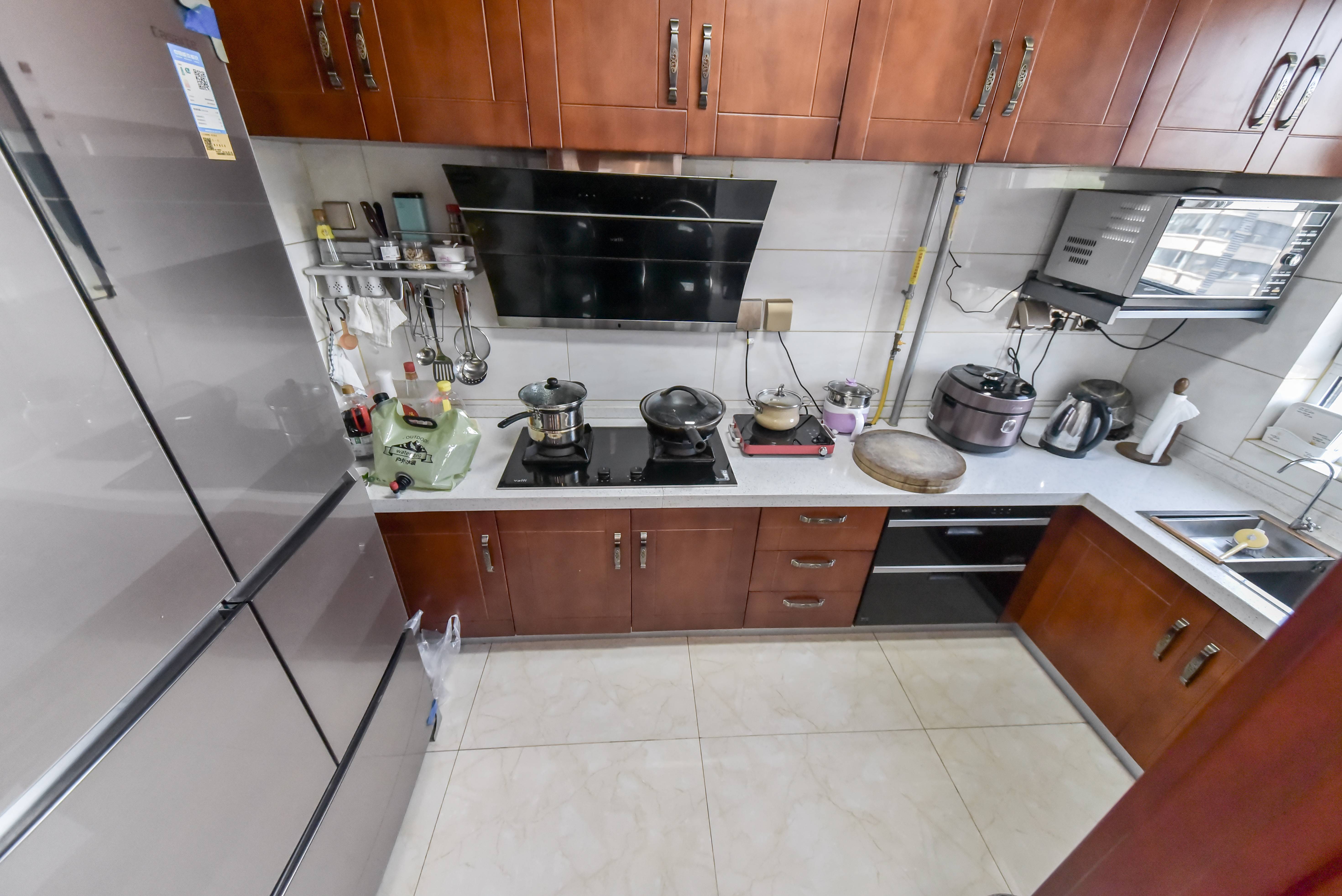 银丰唐郡玫瑰园