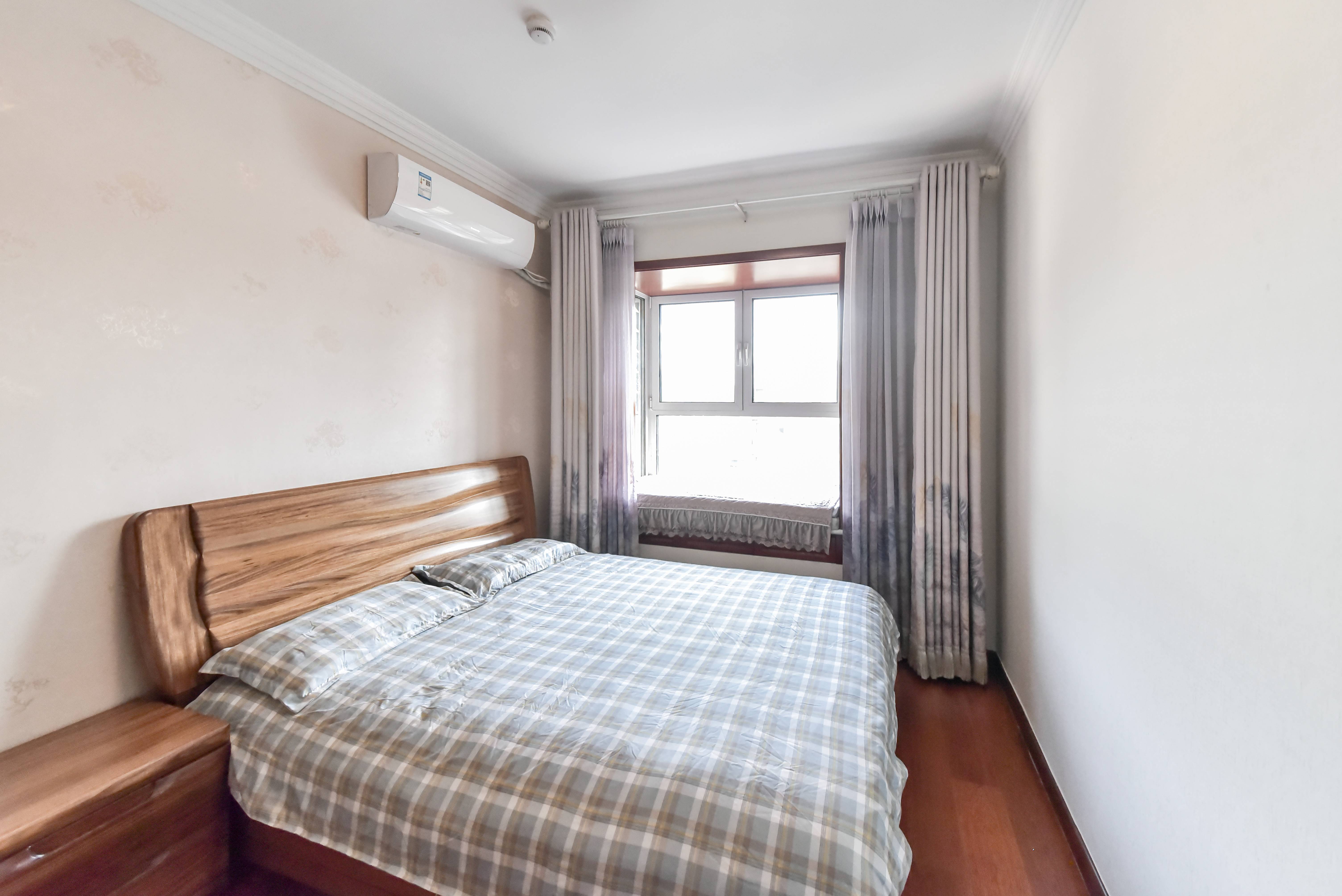 银丰唐郡玫瑰园