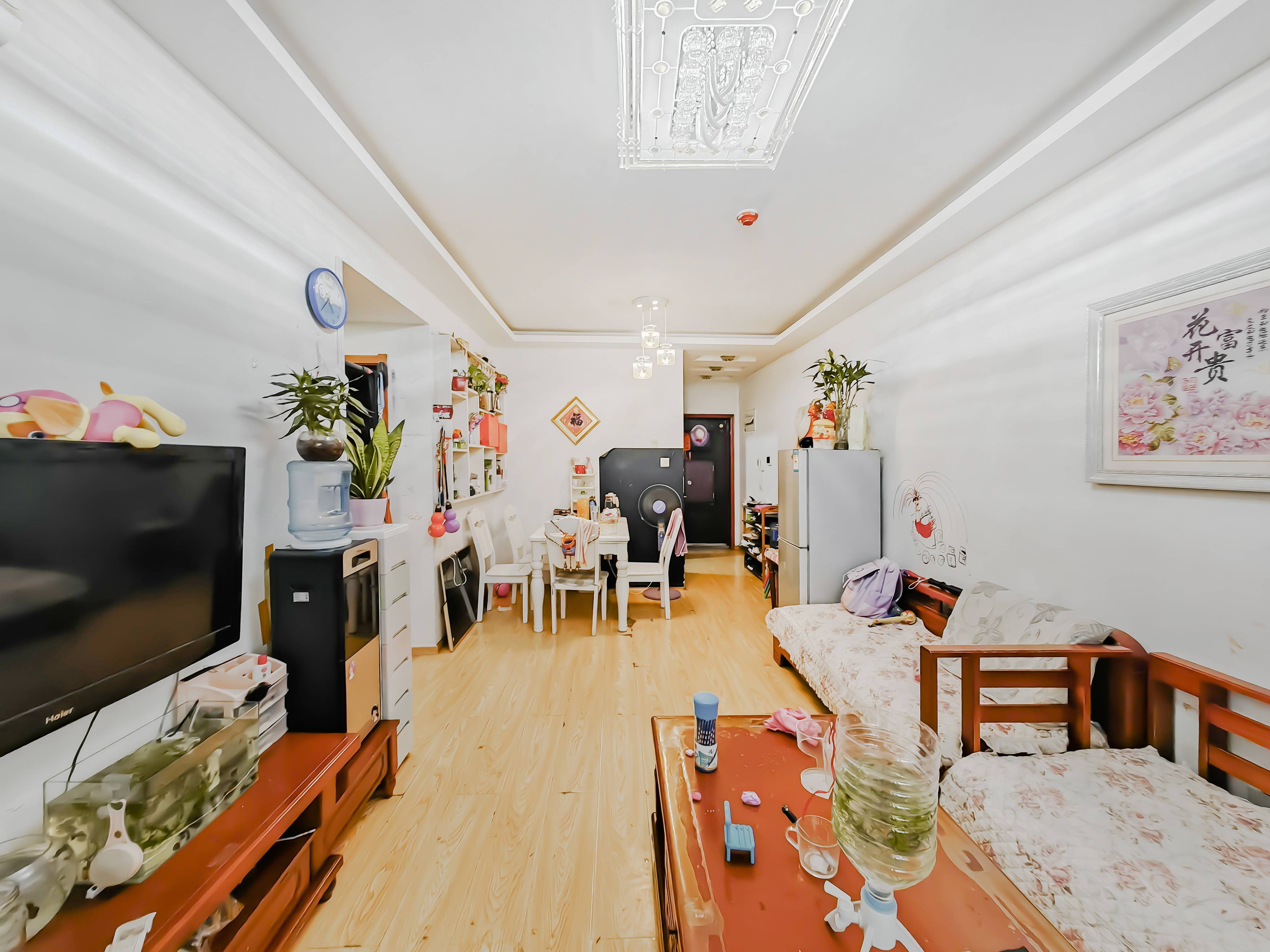  天鸿万象新天云公馆 南北