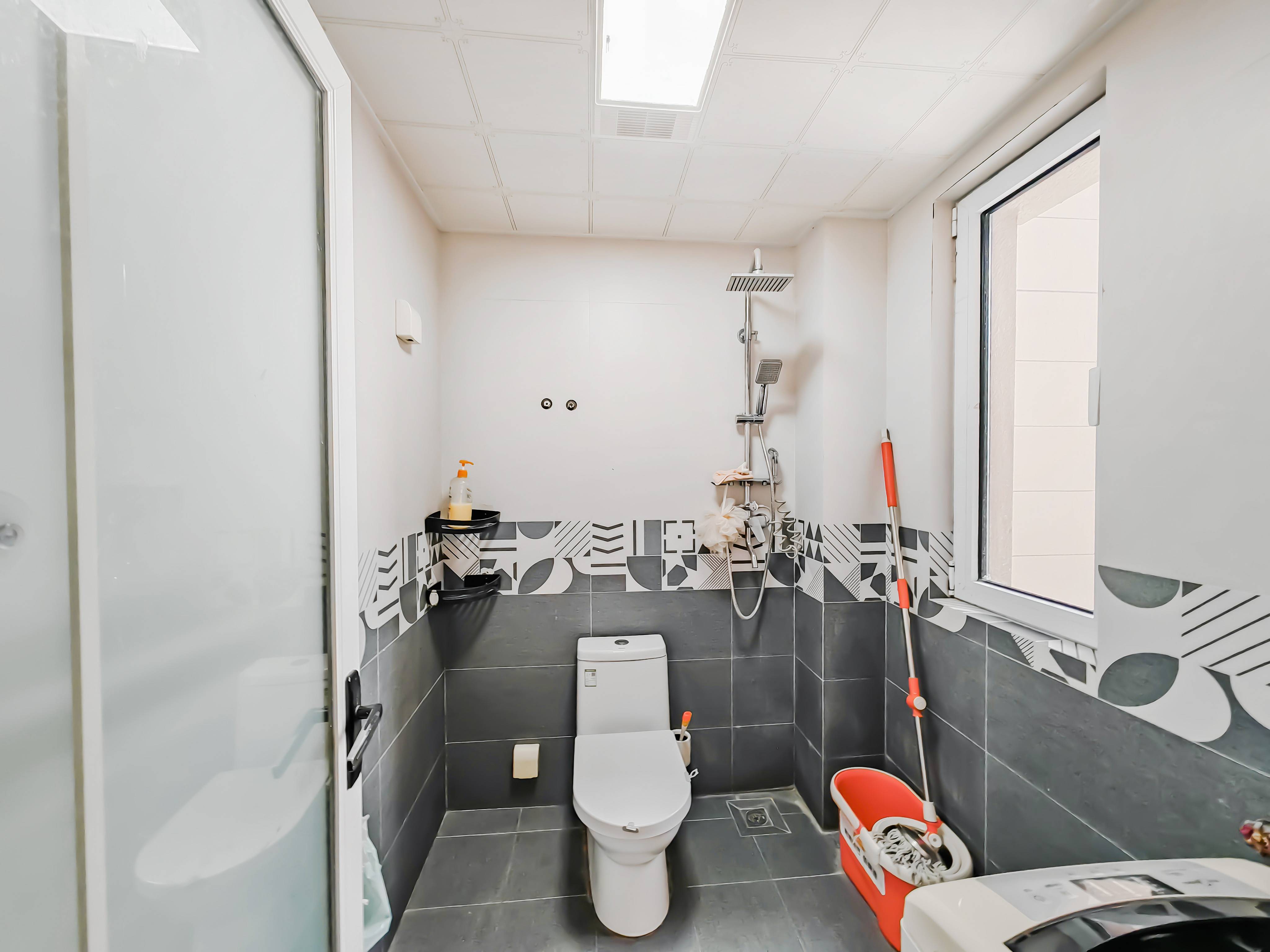 天鸿万象新天万卷府