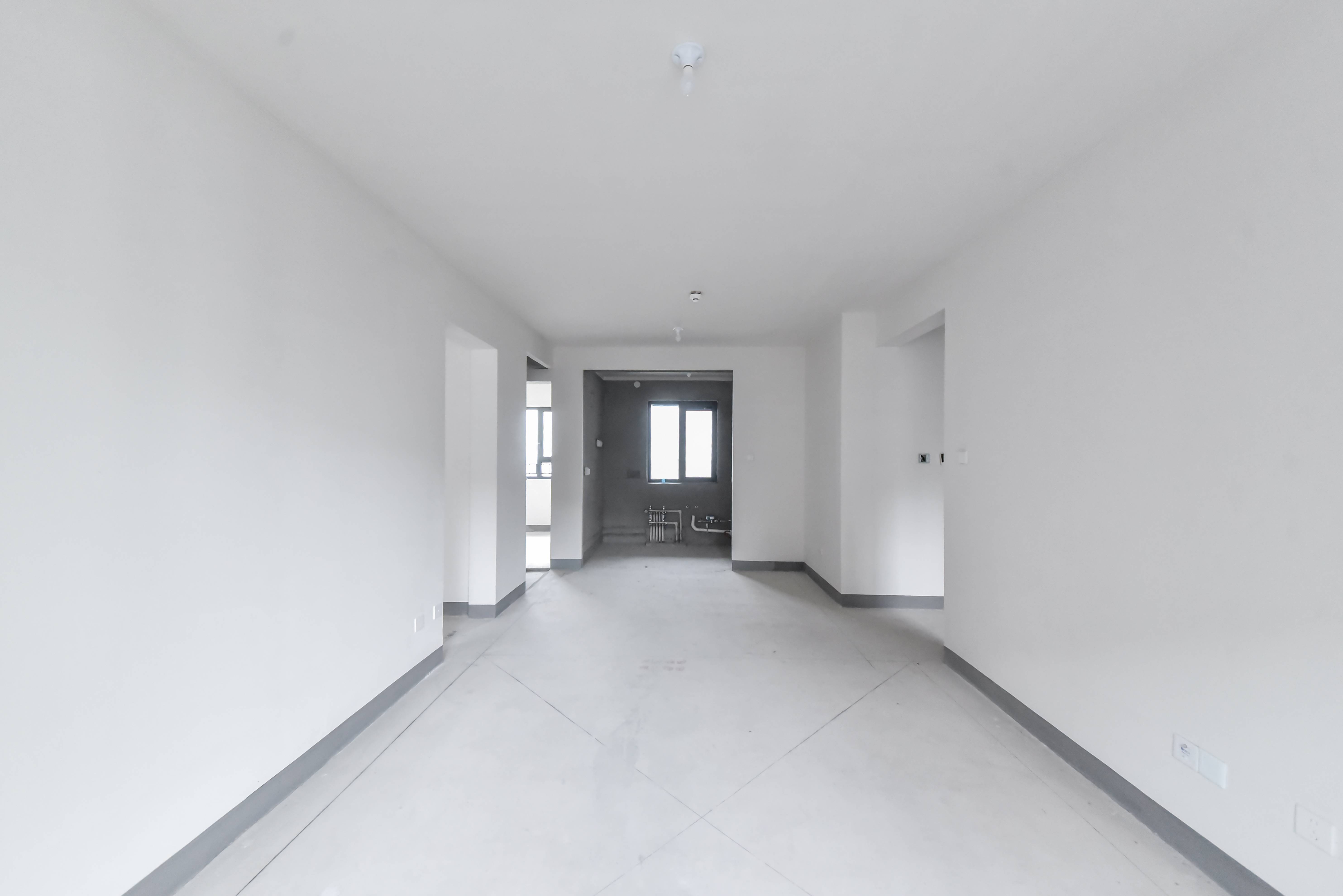  绿城春来风华 南