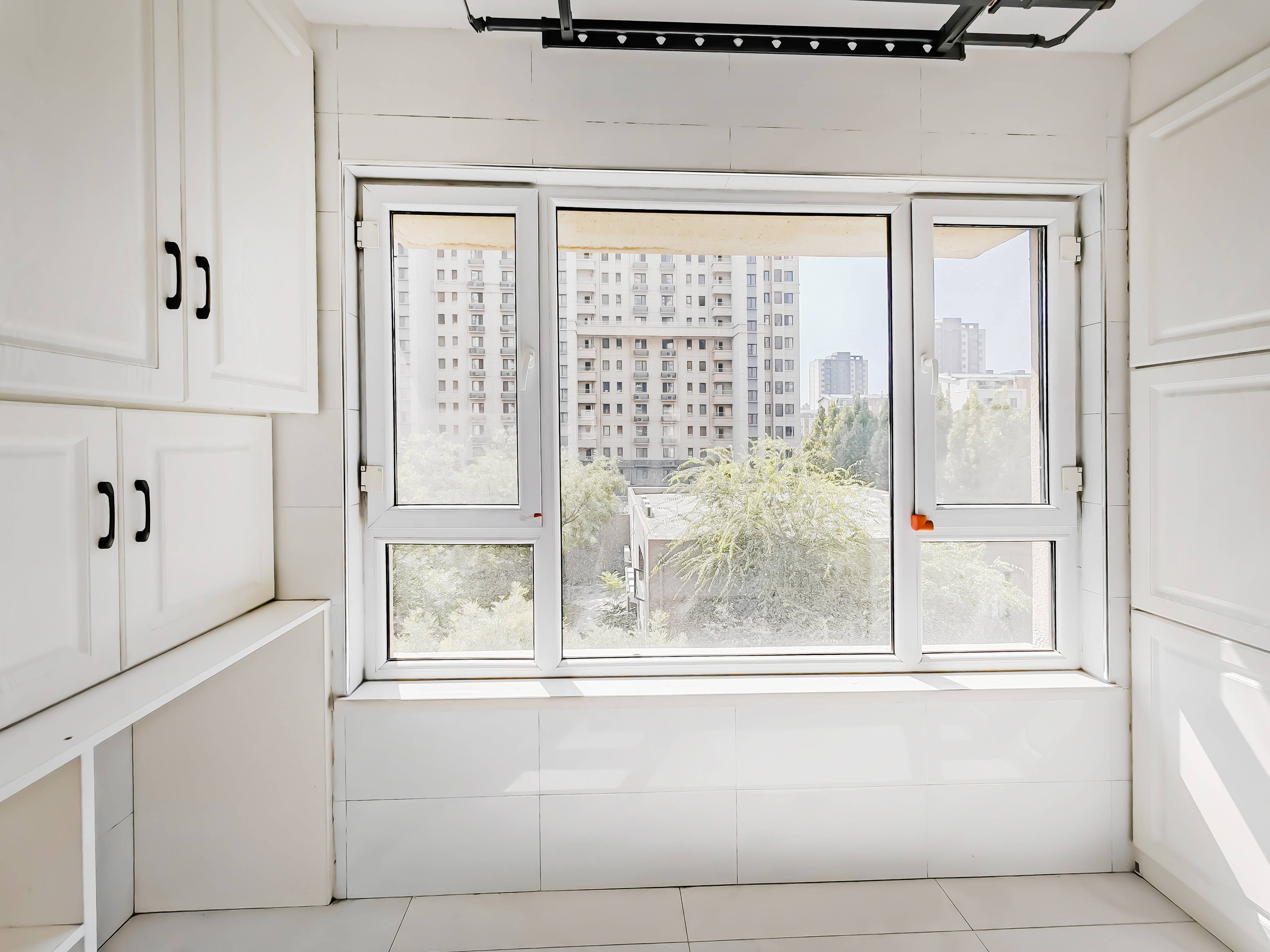 天鸿万象新天万卷府