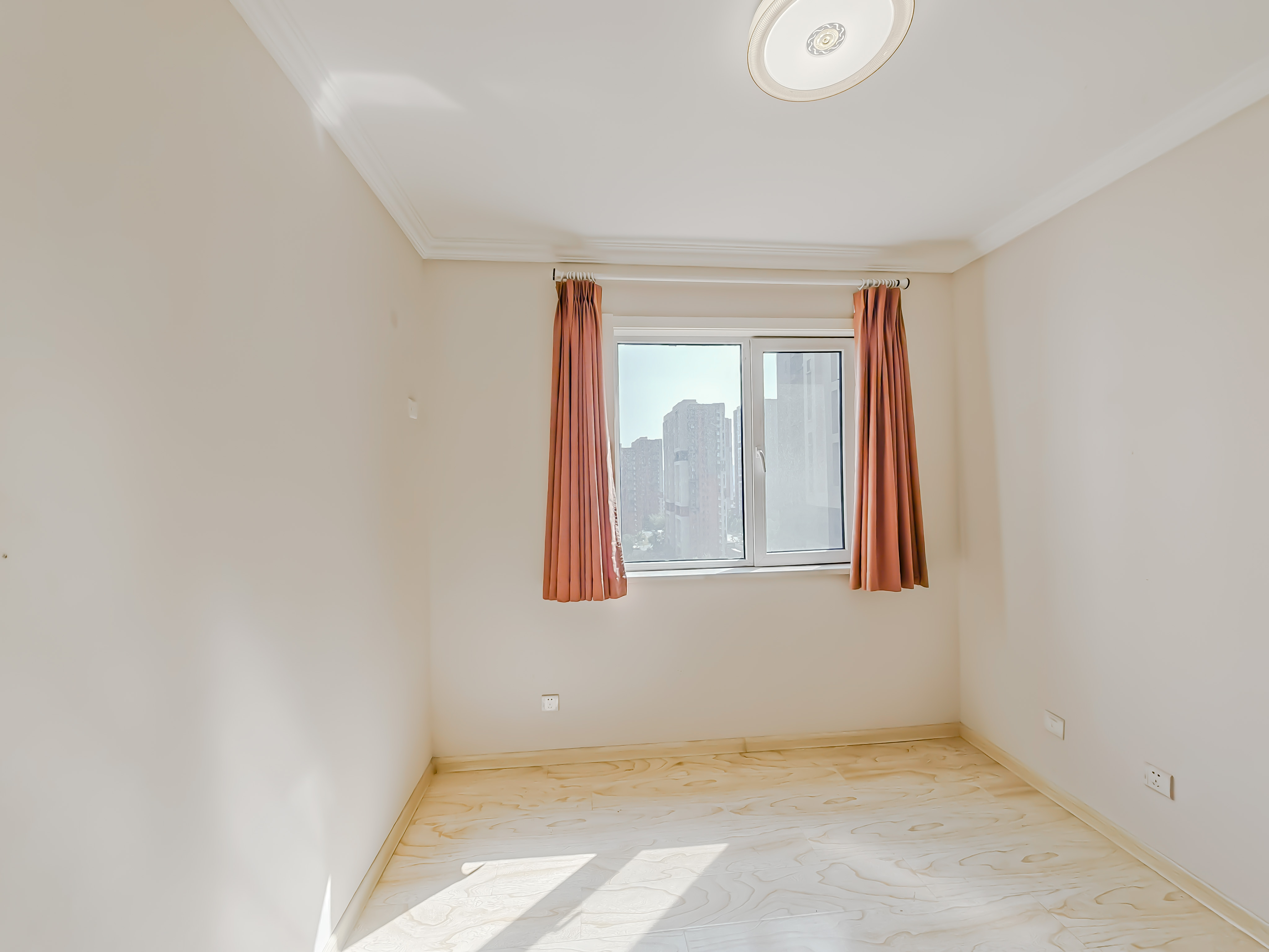 天鸿万象新天哈佛郡