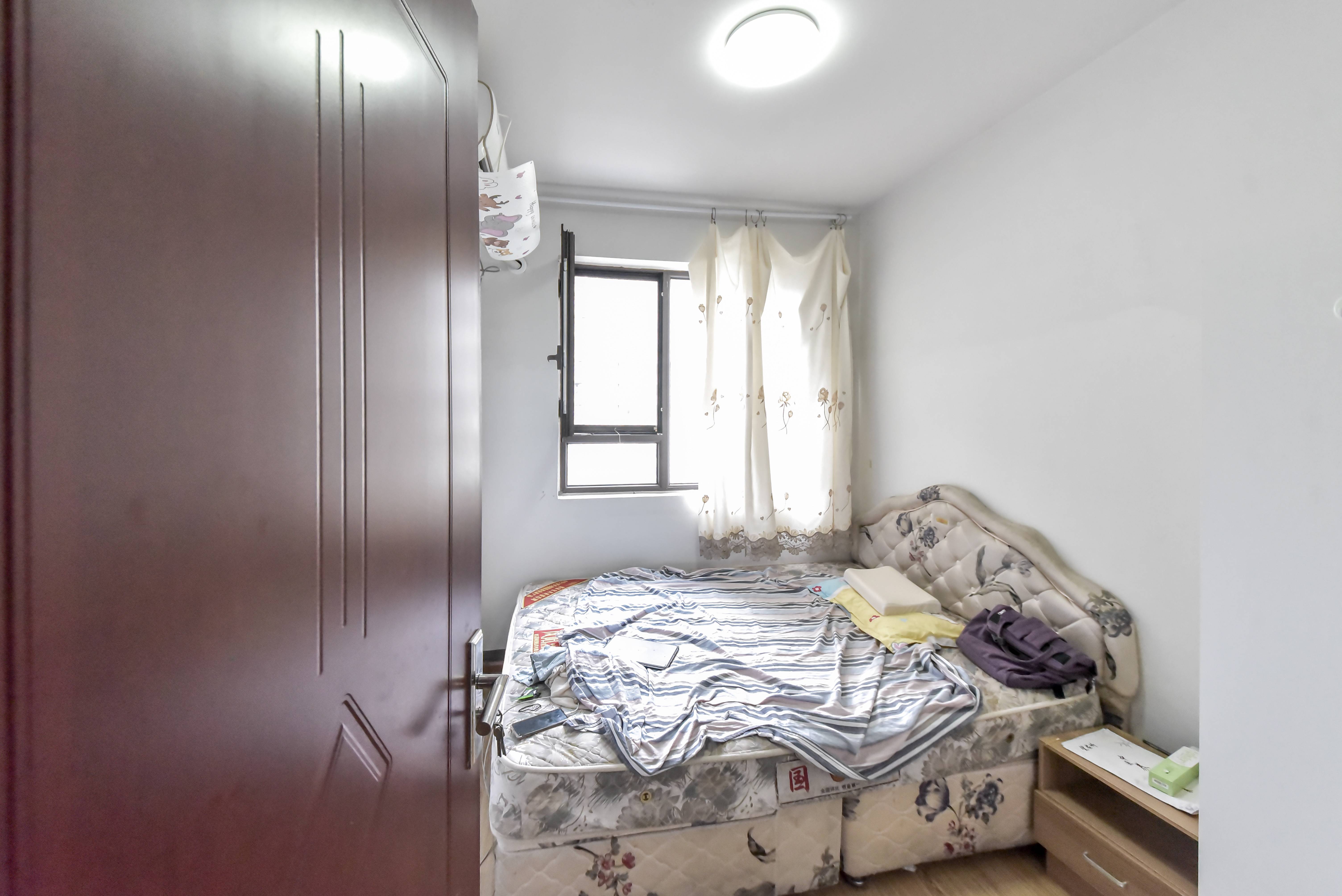 旭辉银盛泰金域蓝山