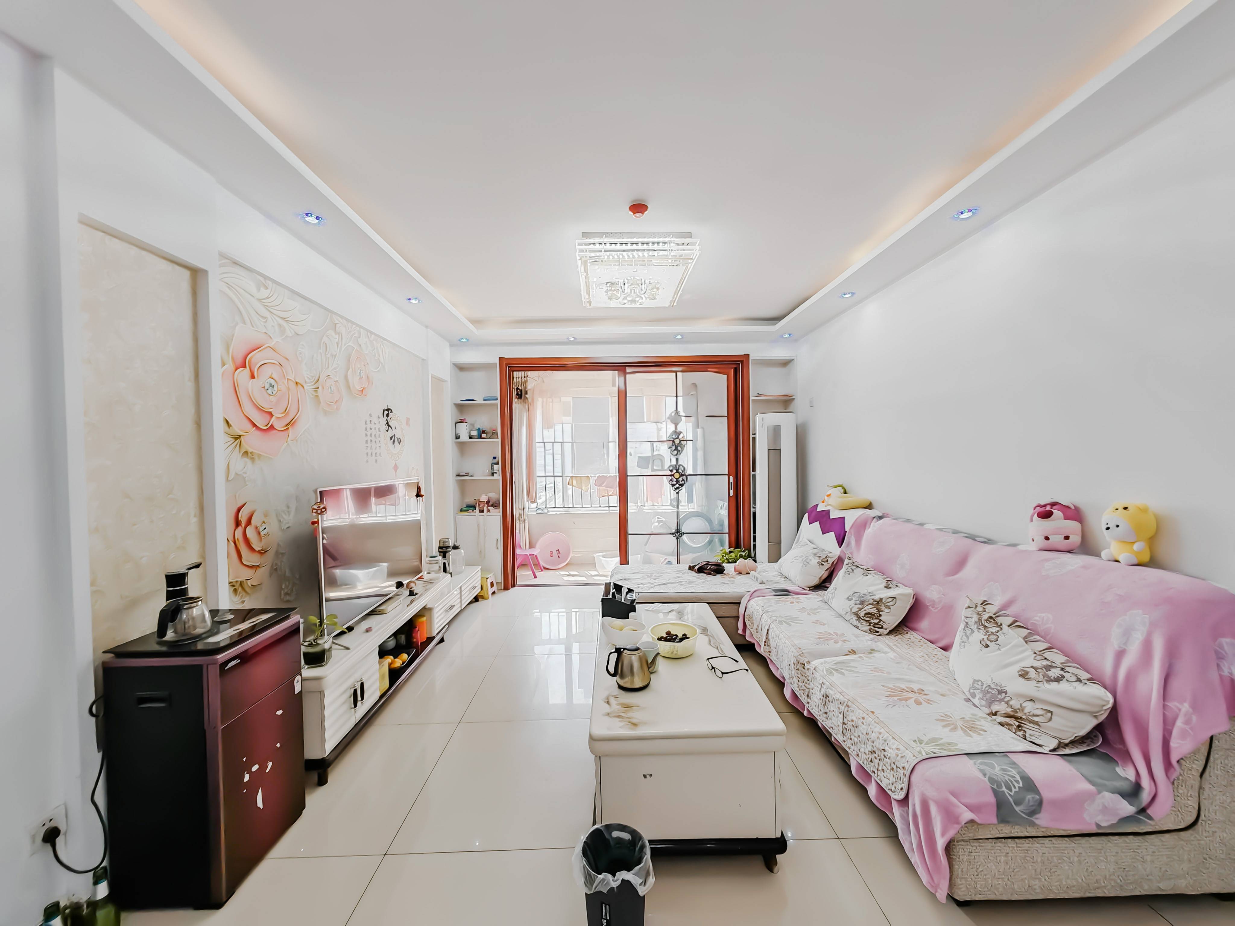  天鸿万象新天云公馆 南北