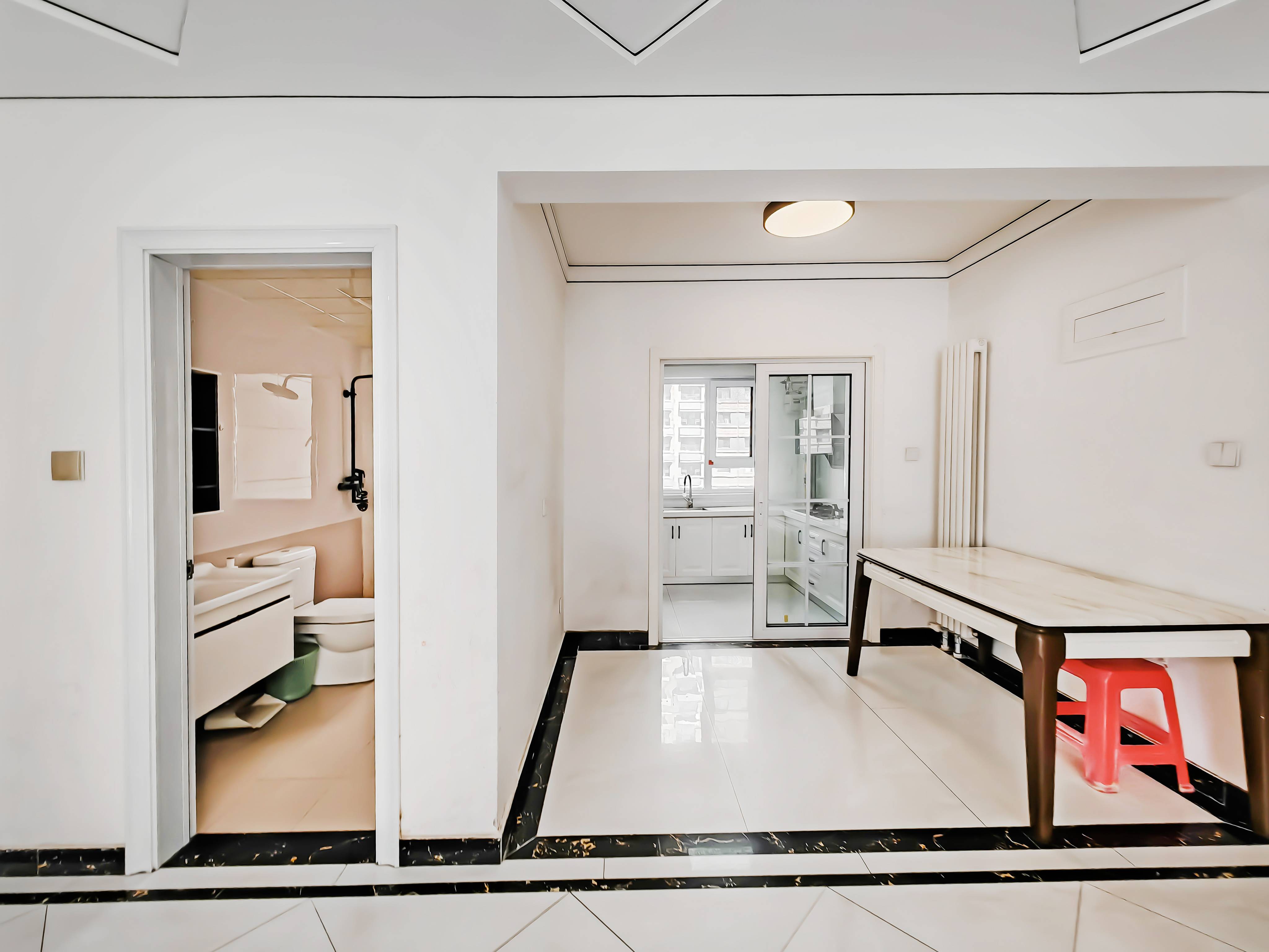 天鸿万象新天万卷府