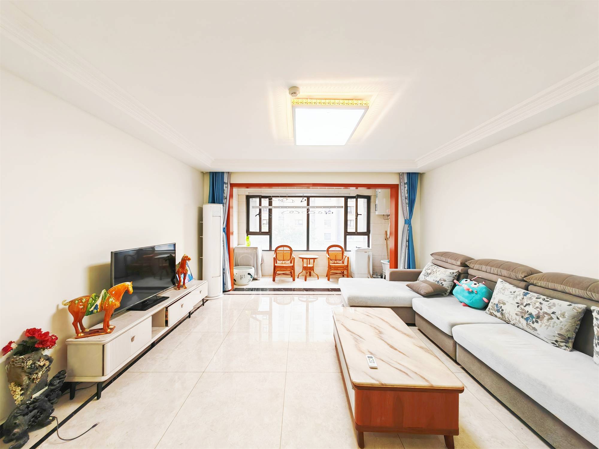  鲁能领秀公馆 南北