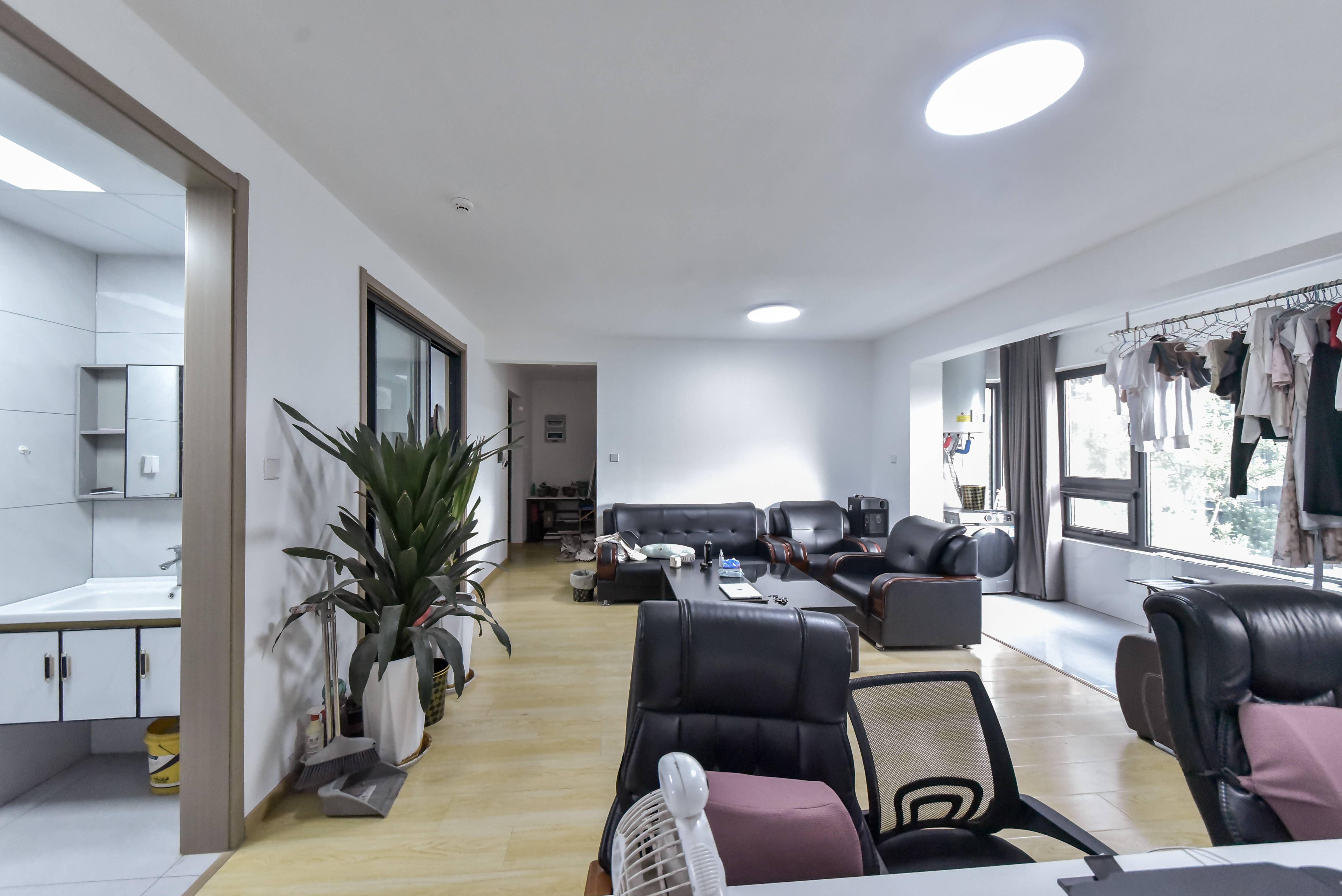  绿城春来风华 南