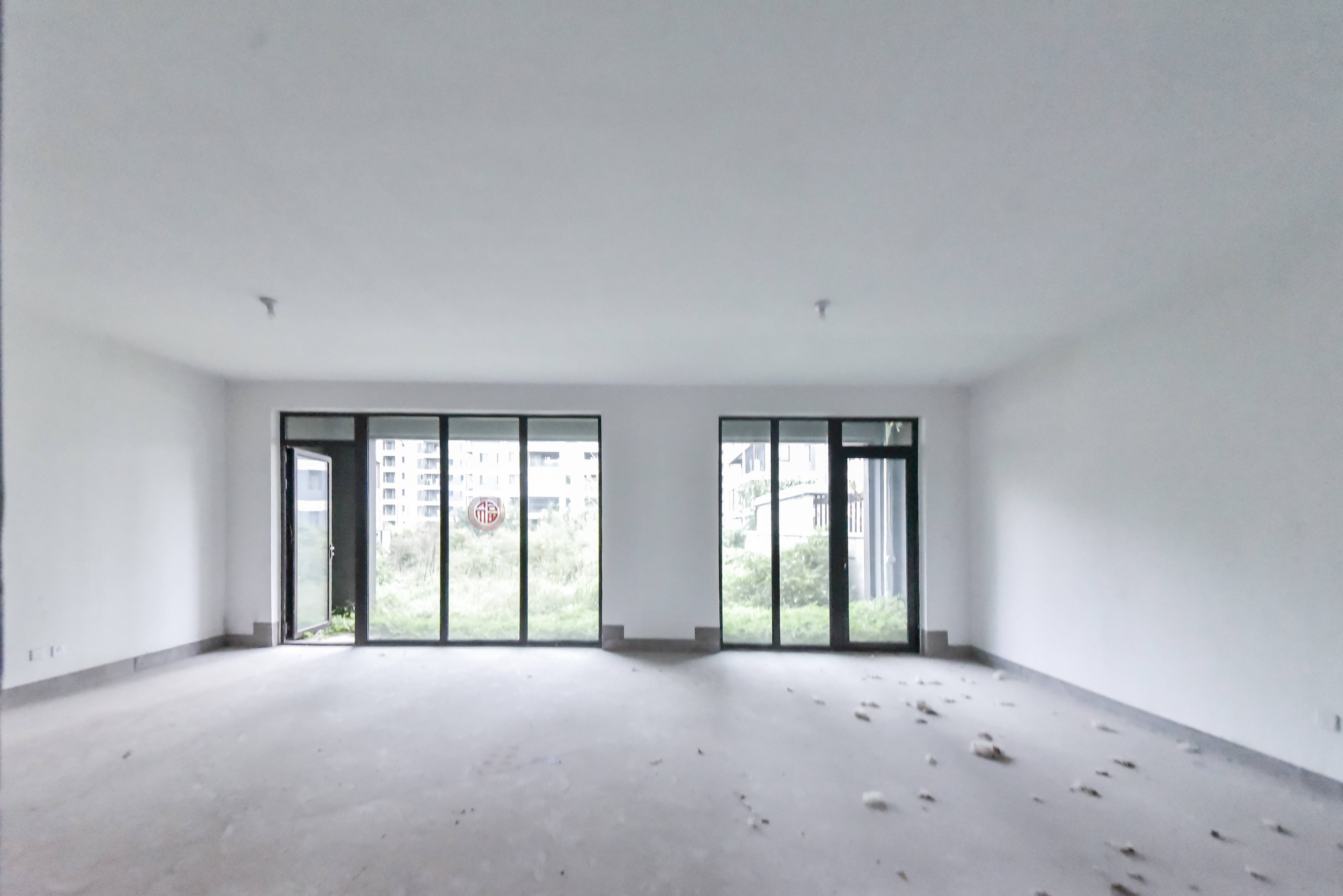  绿地御山台 南北