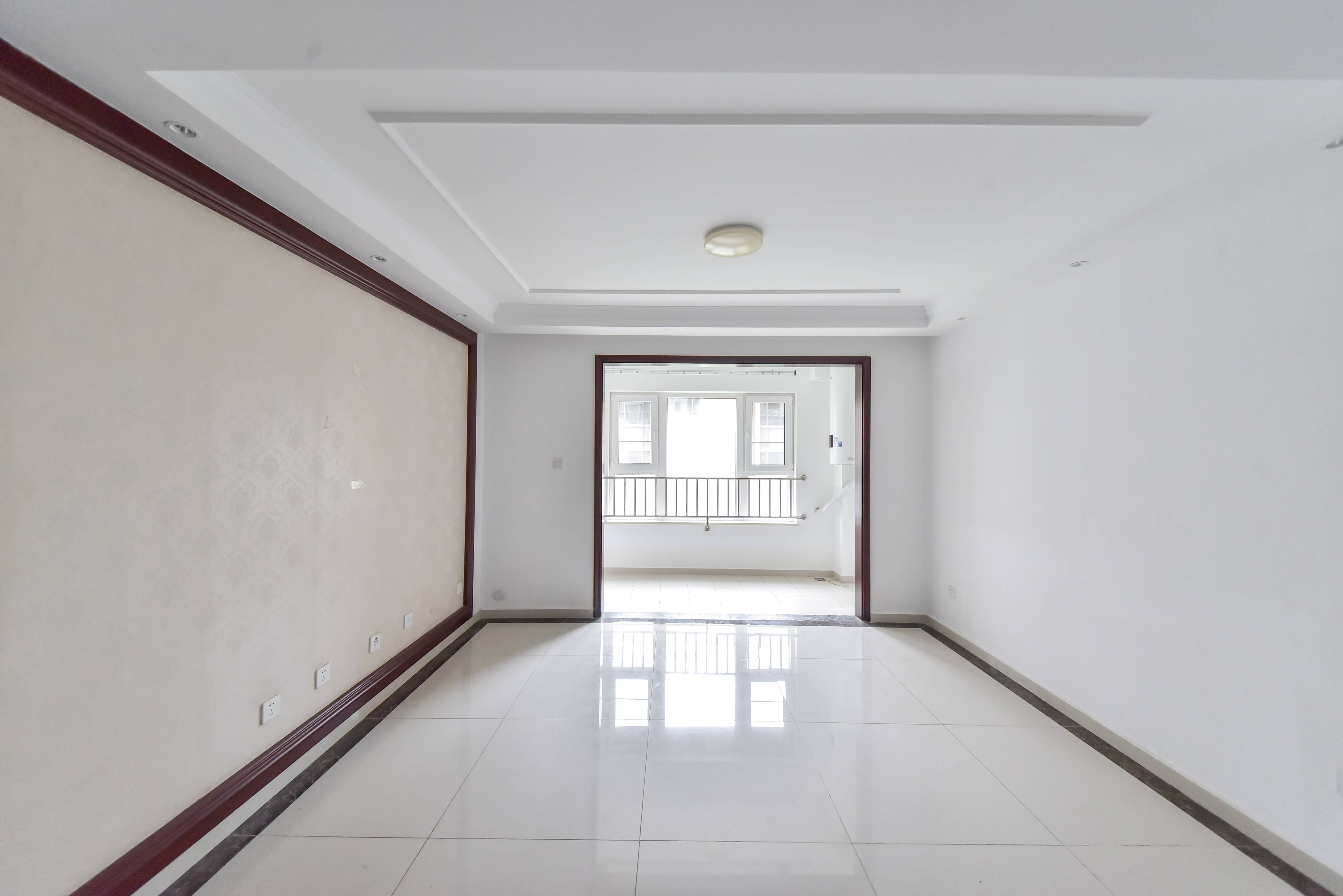  碧桂园·翡翠雅郡 南北