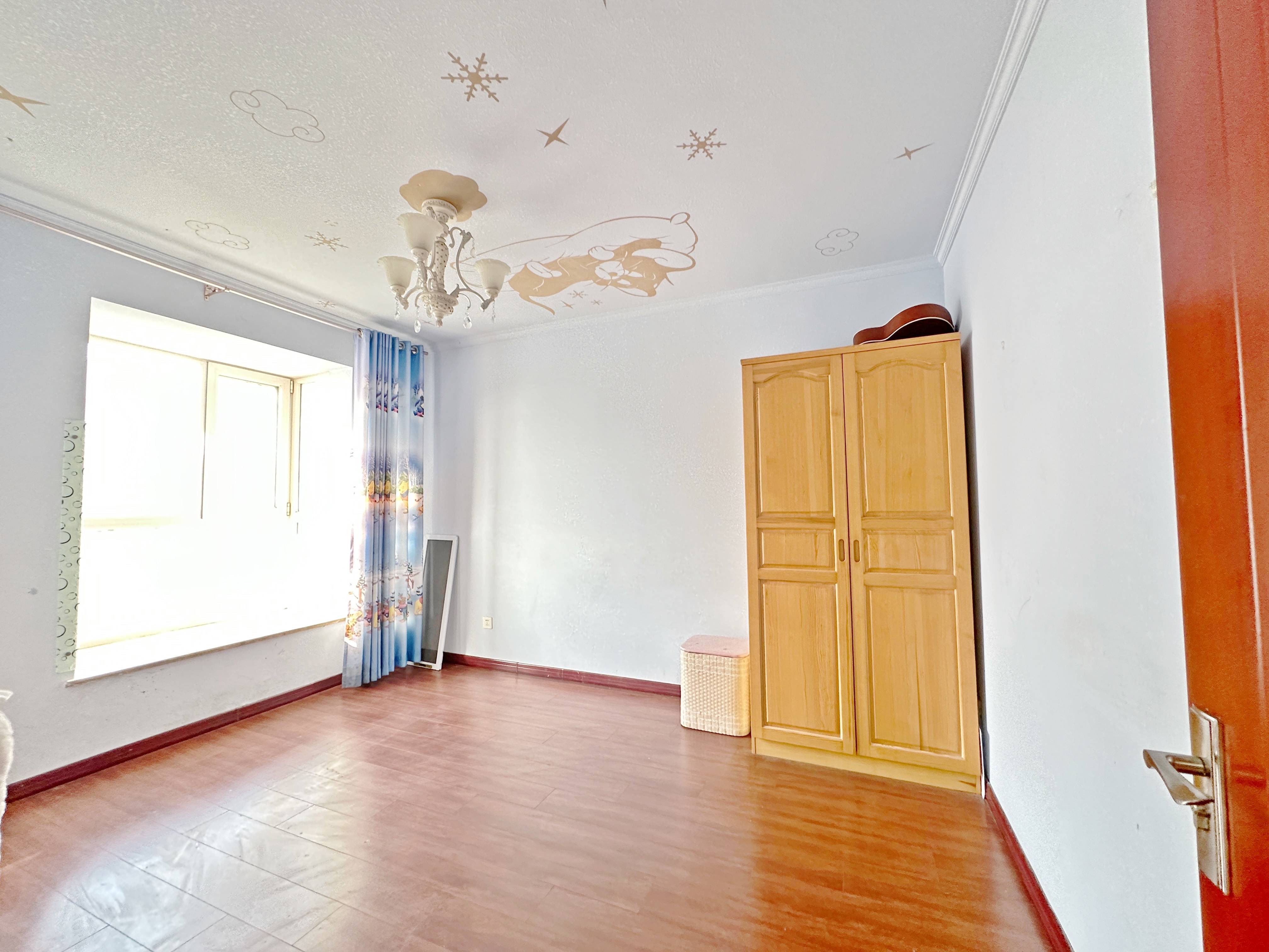 新世界阳光花园