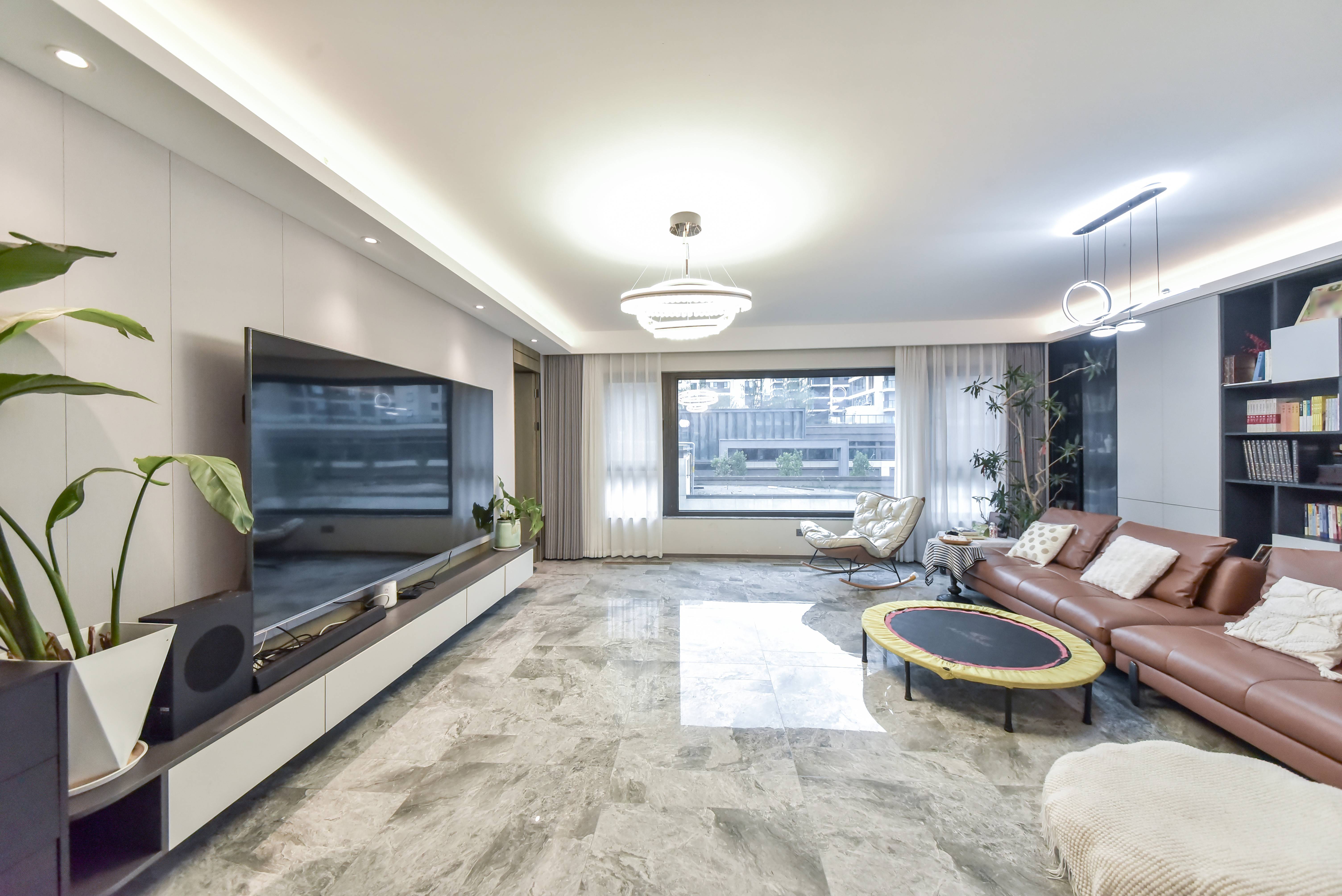  旅游路金茂府 南