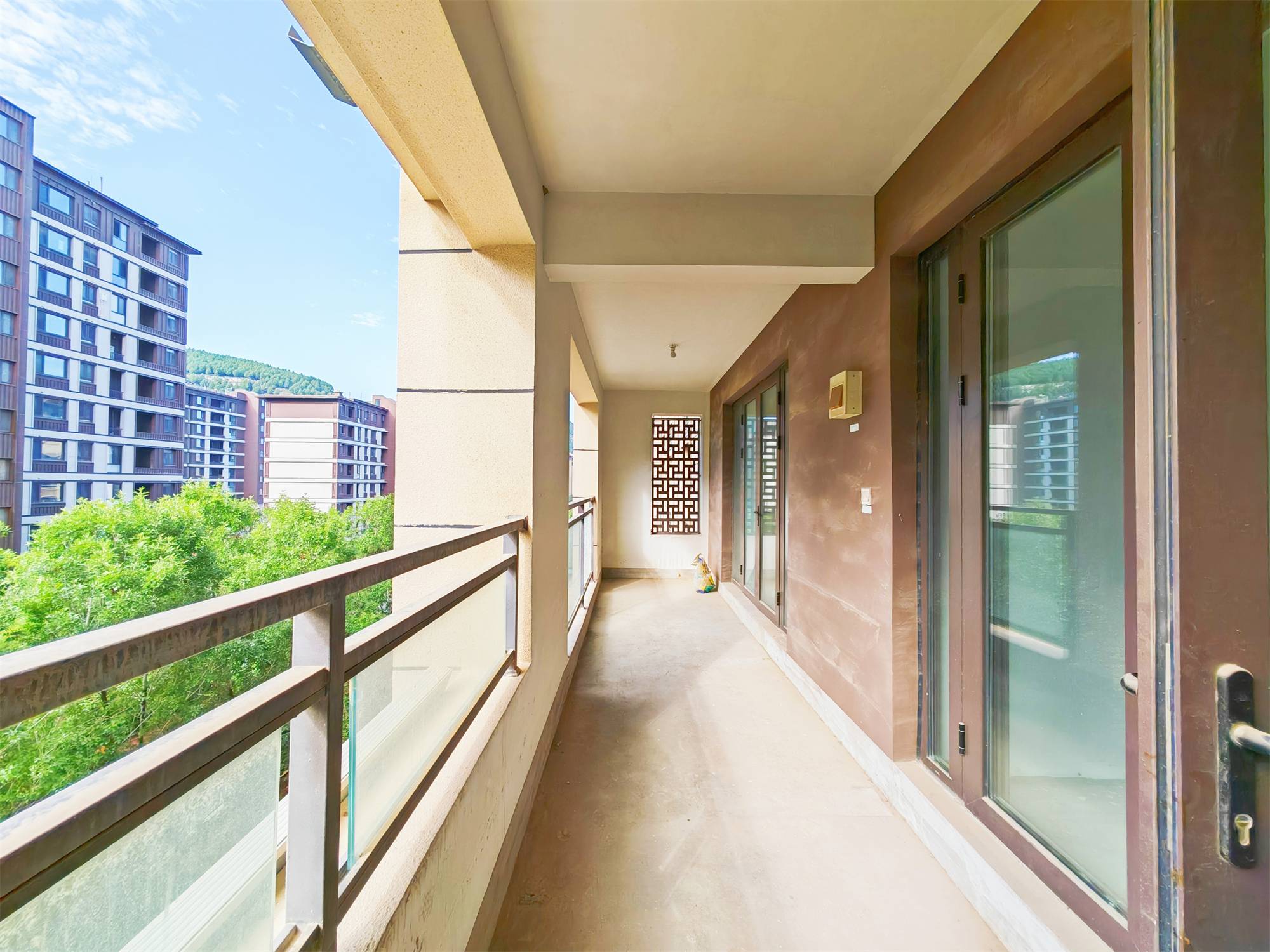 鲁能领秀城漫山香墅