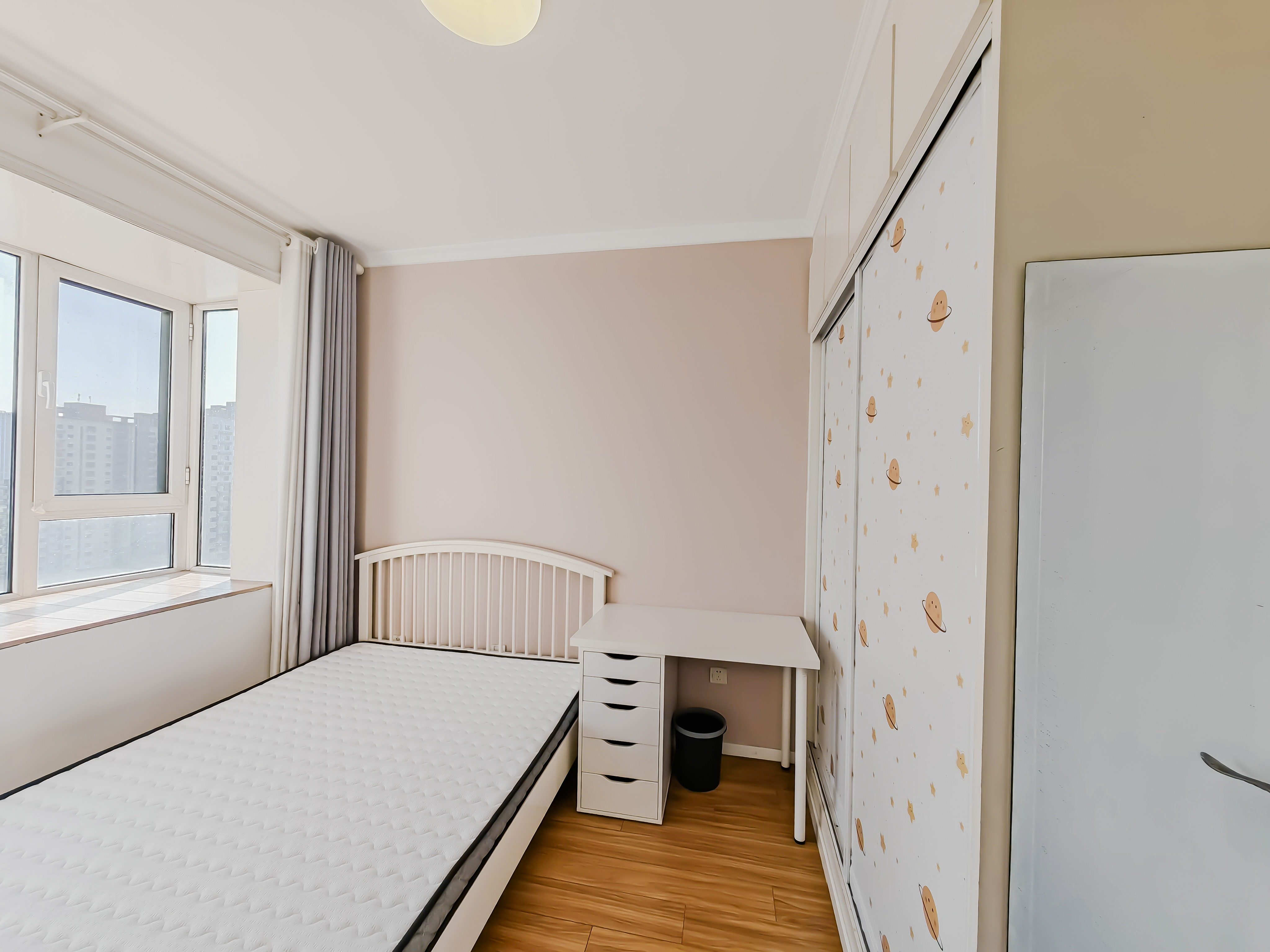 天鸿万象新天三区