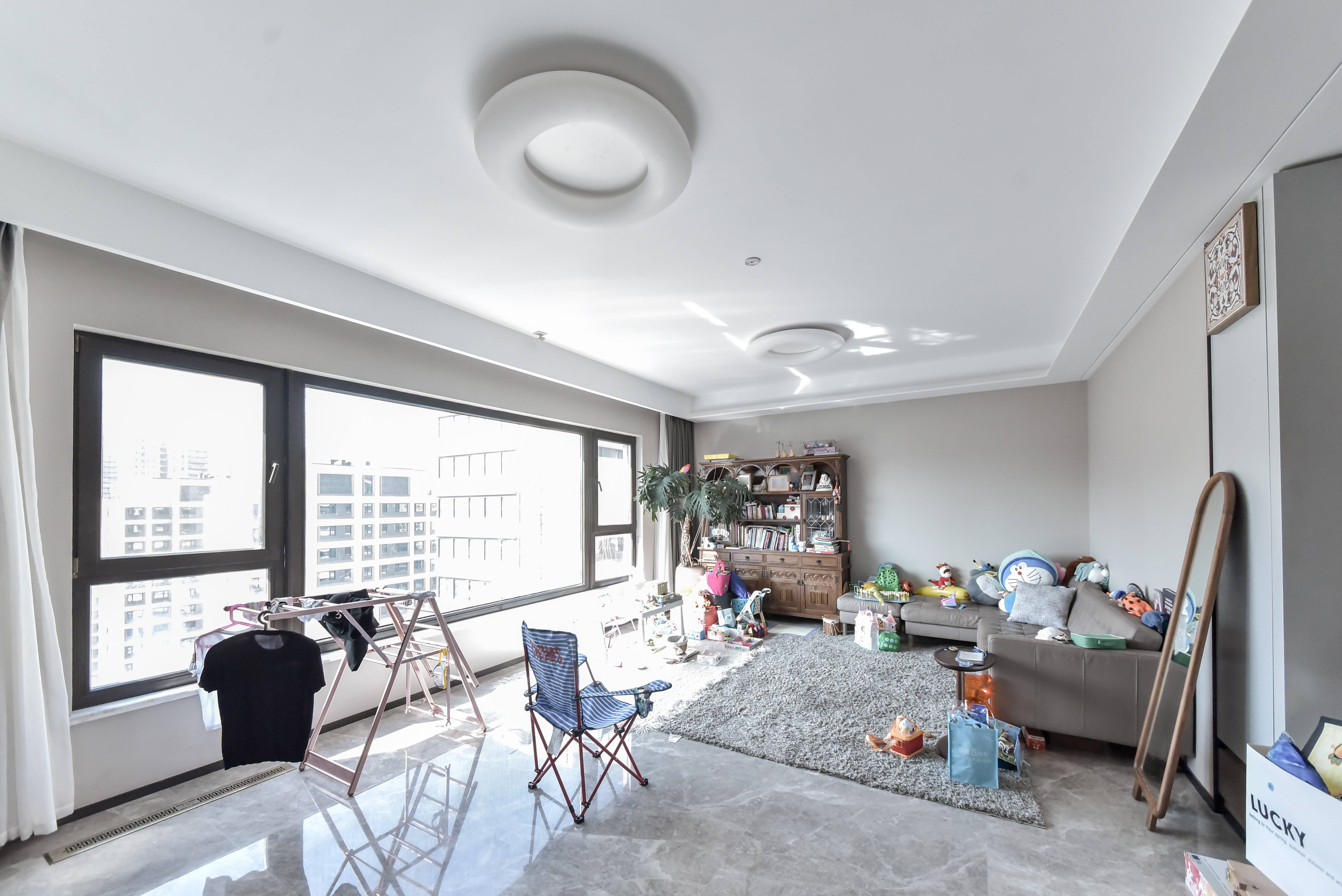  奥体金茂府 南北