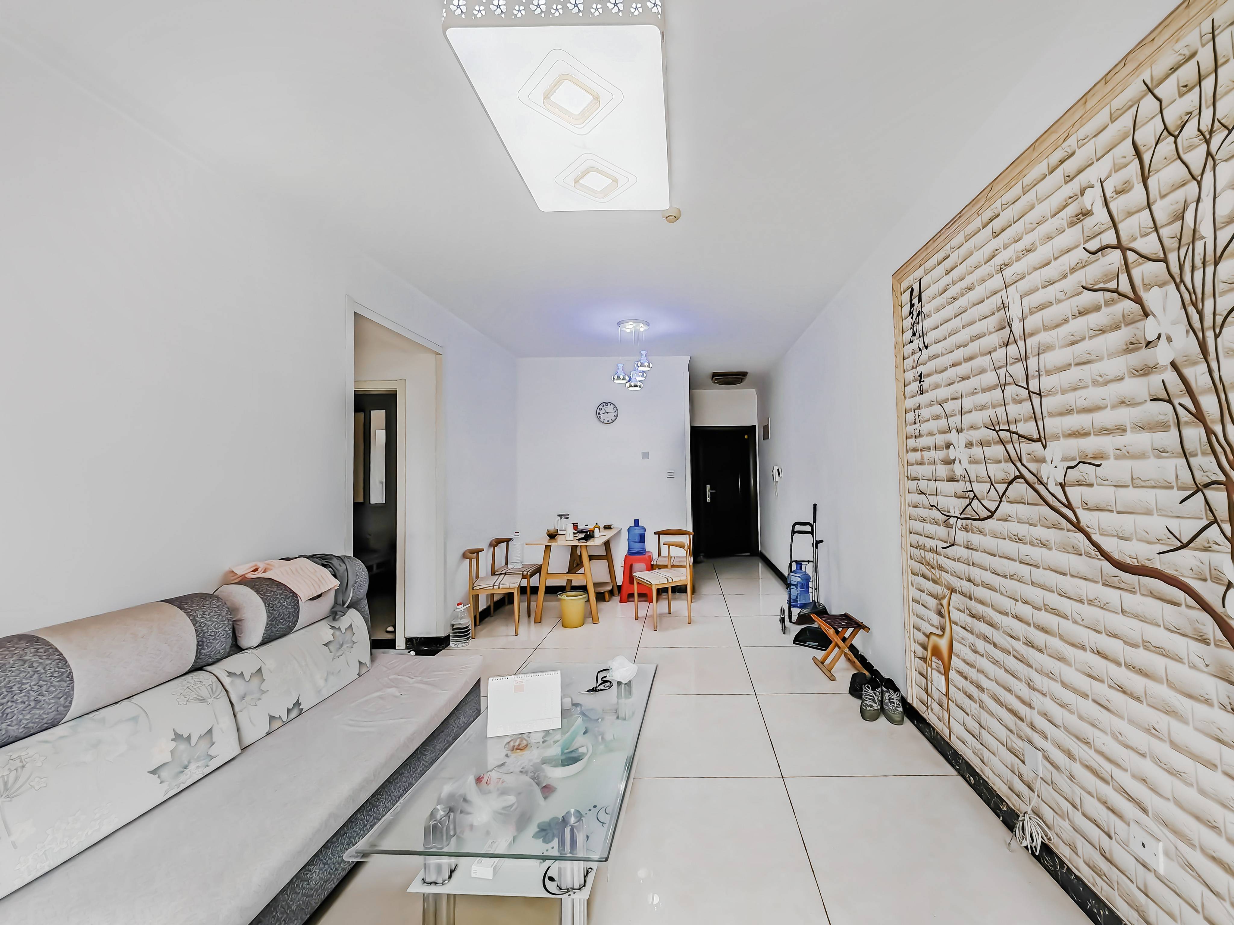  天鸿万象新天云公馆 南北