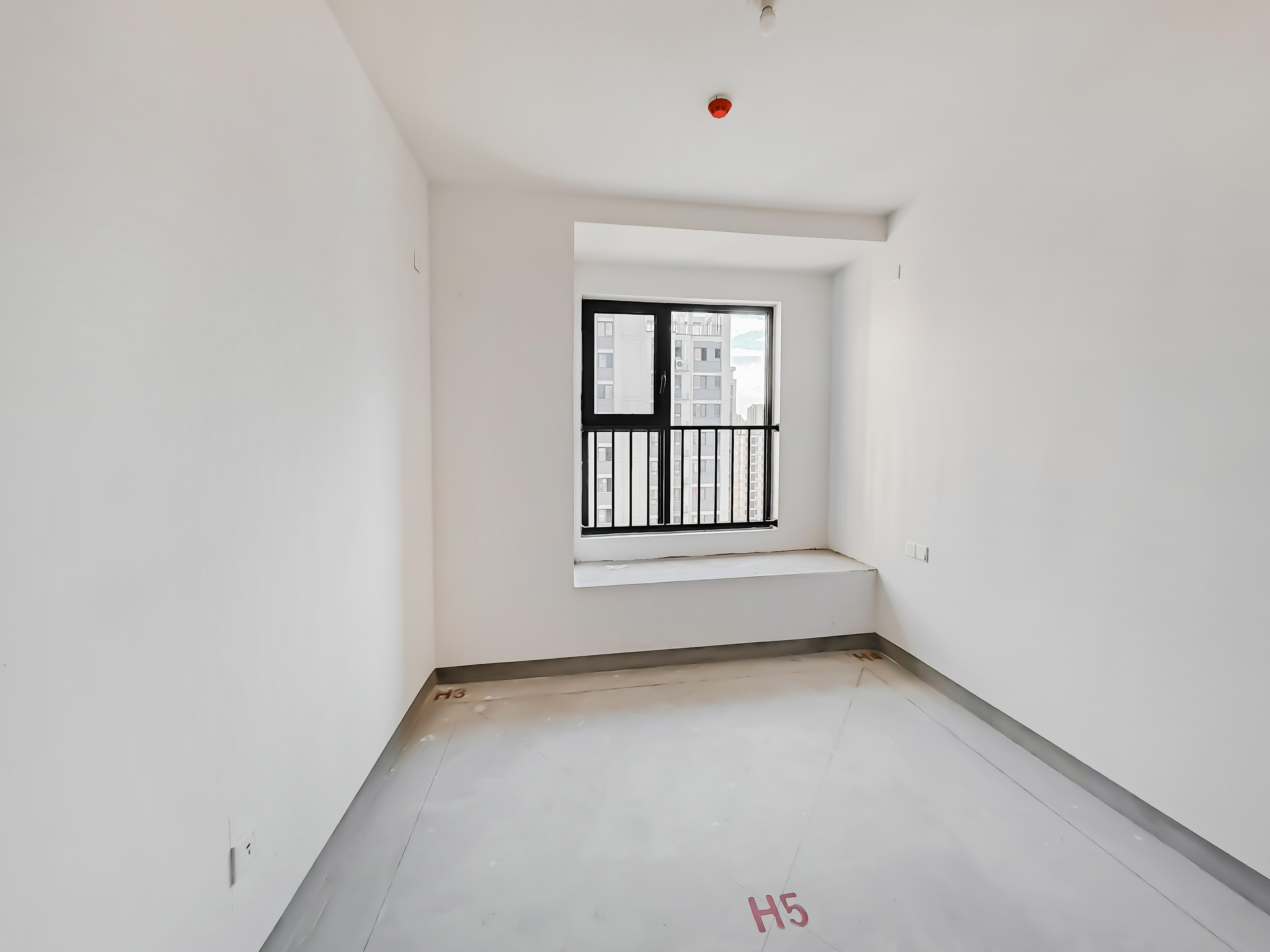 中建蔚蓝之城山茶园