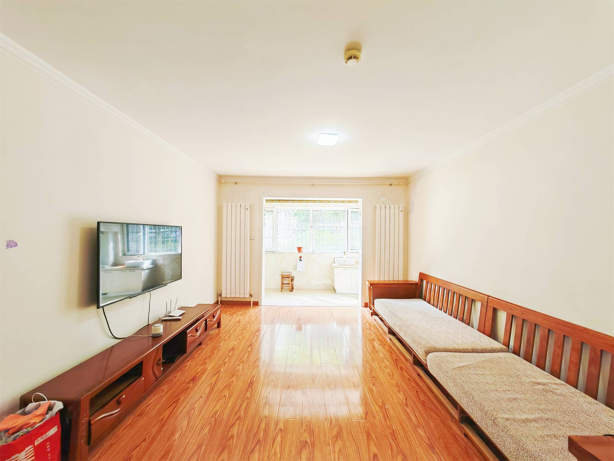  伟东新都(三区)白金瀚宫 南