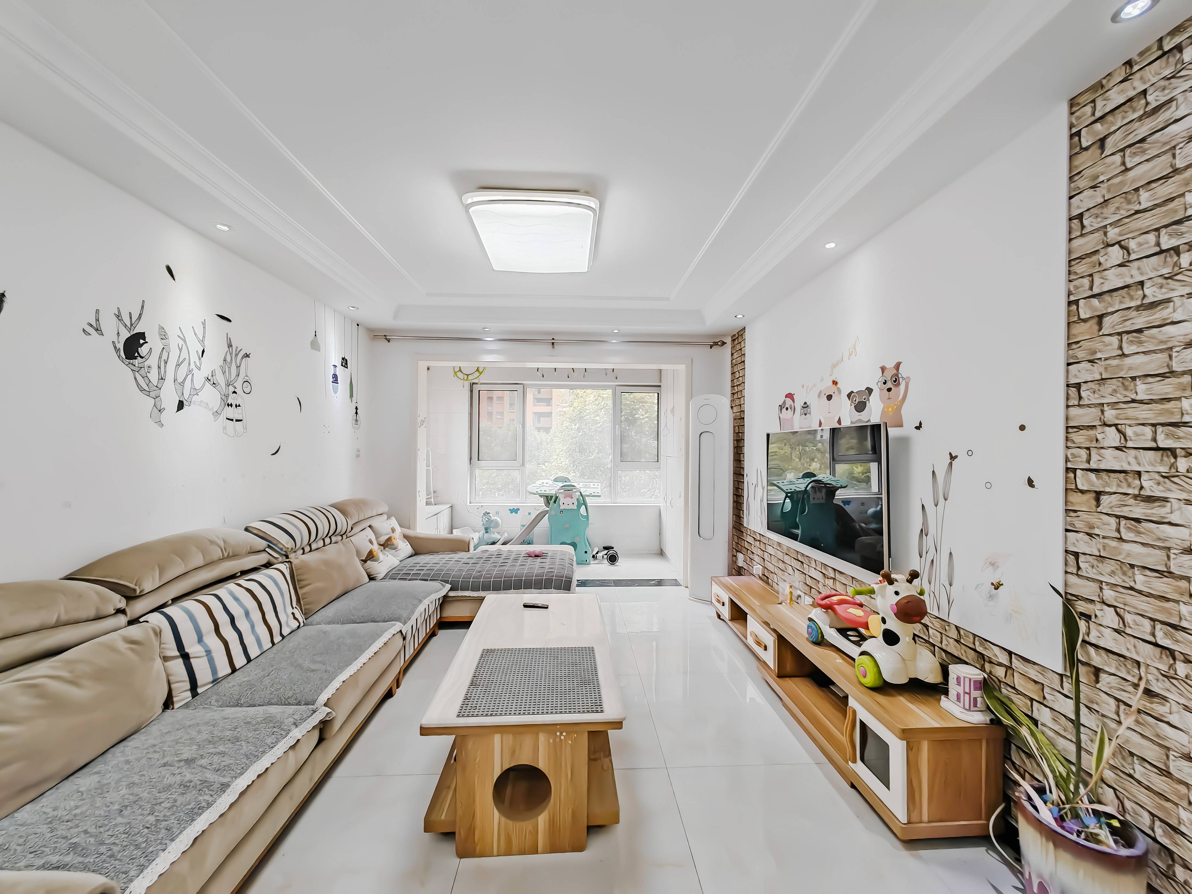 天鸿万象新天哈佛郡