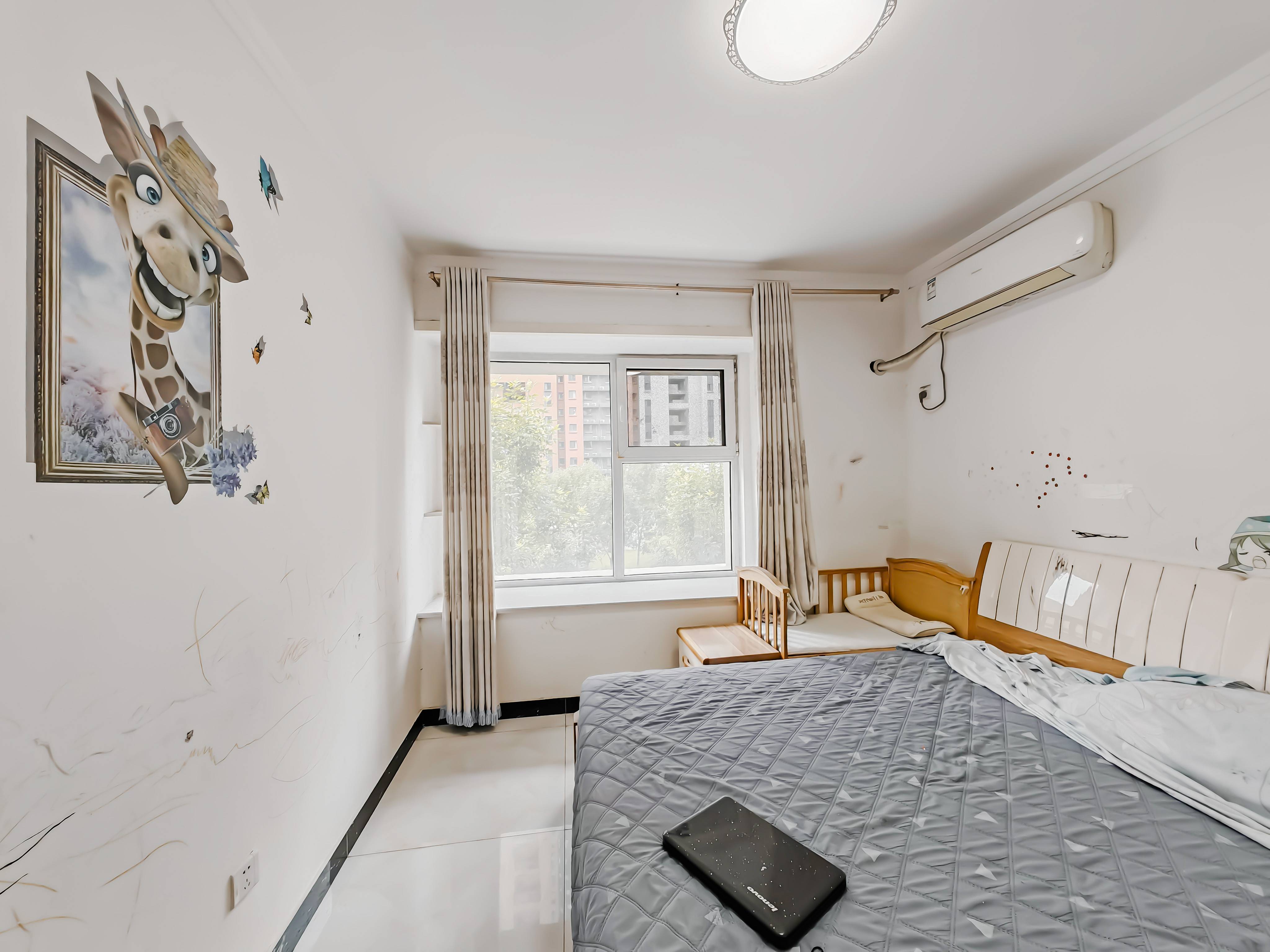 天鸿万象新天哈佛郡