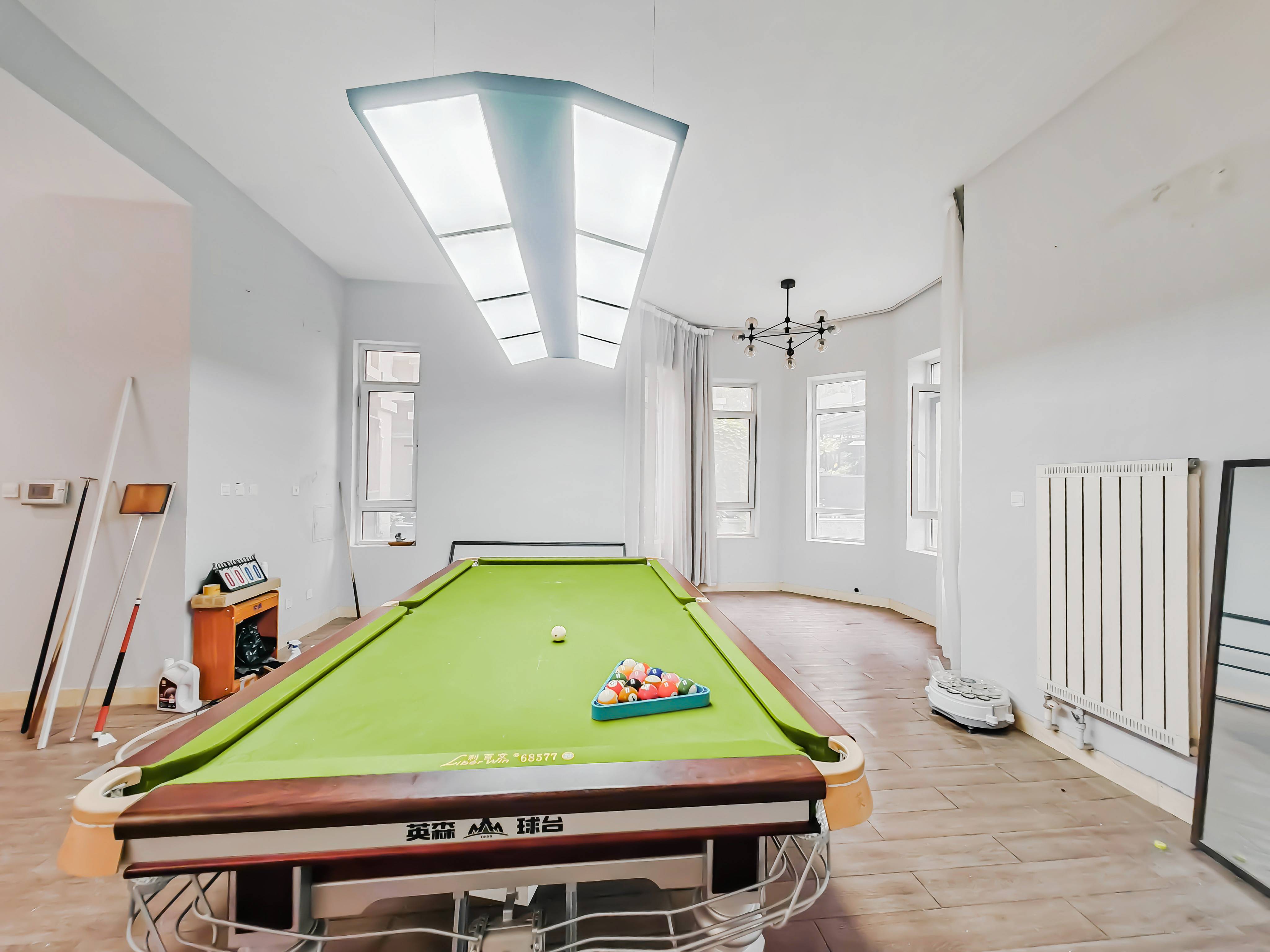  中海紫御东郡(东区) 南北