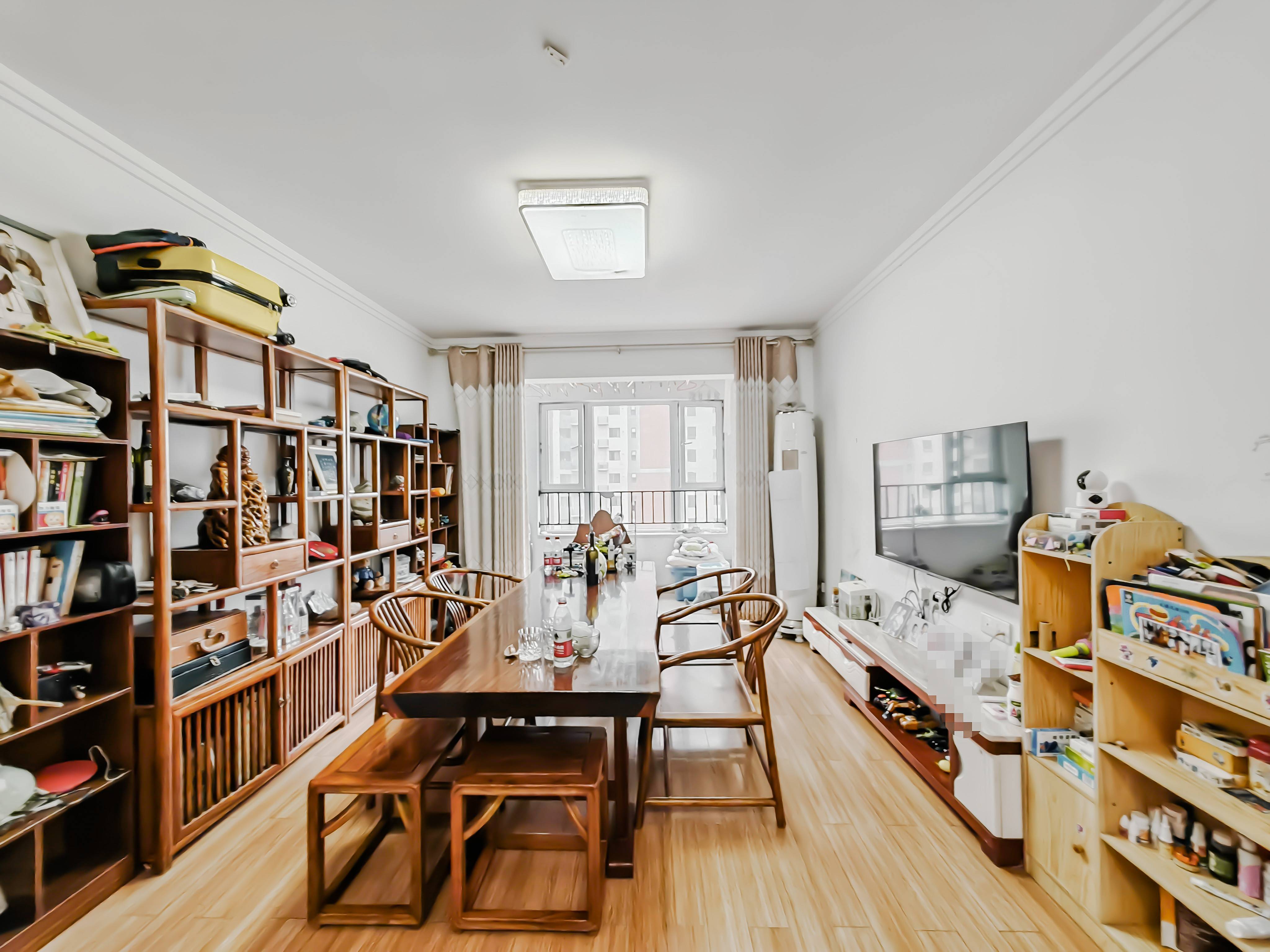  万科新里程 南北