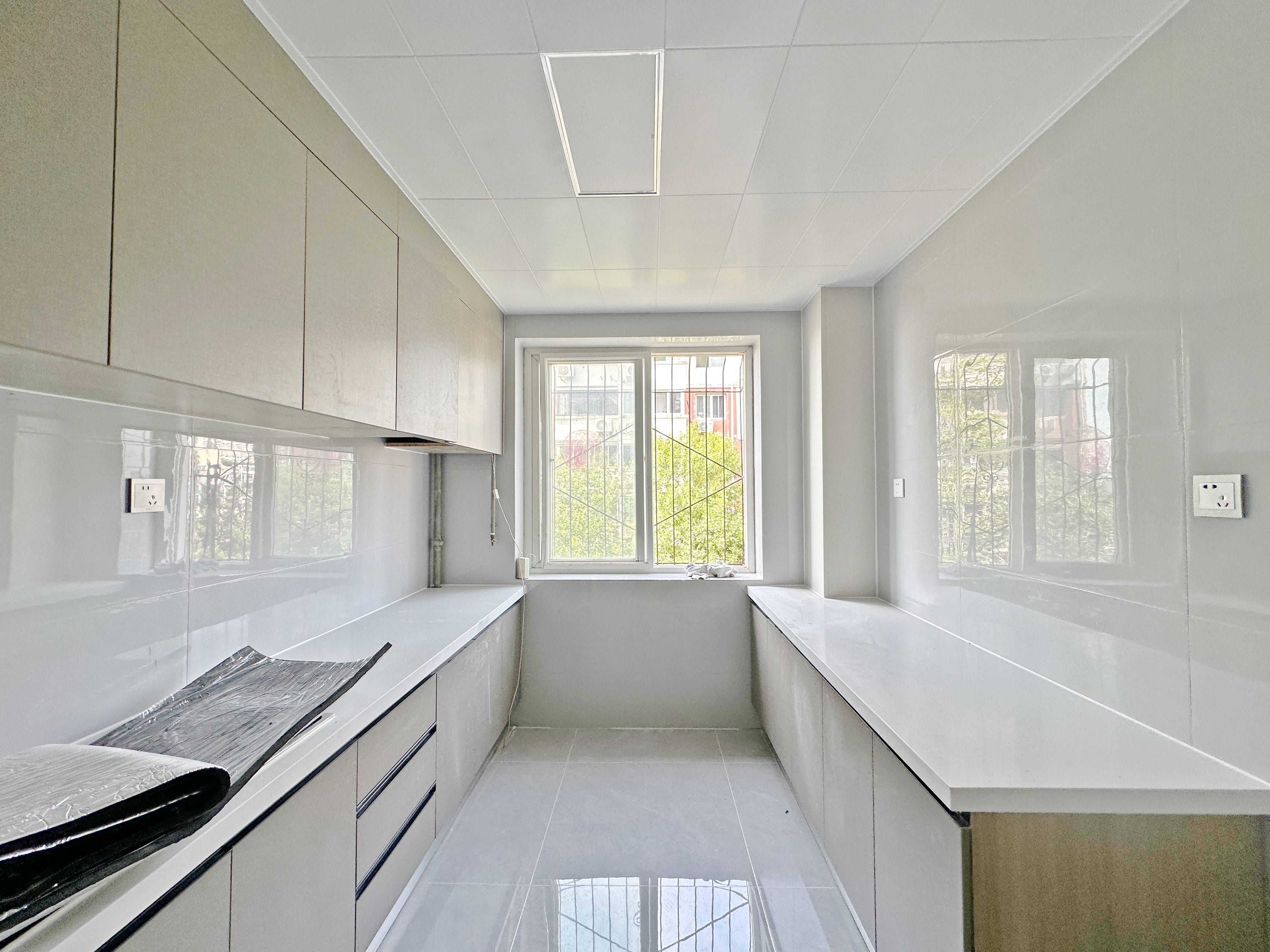 卧龙花园龙盛苑