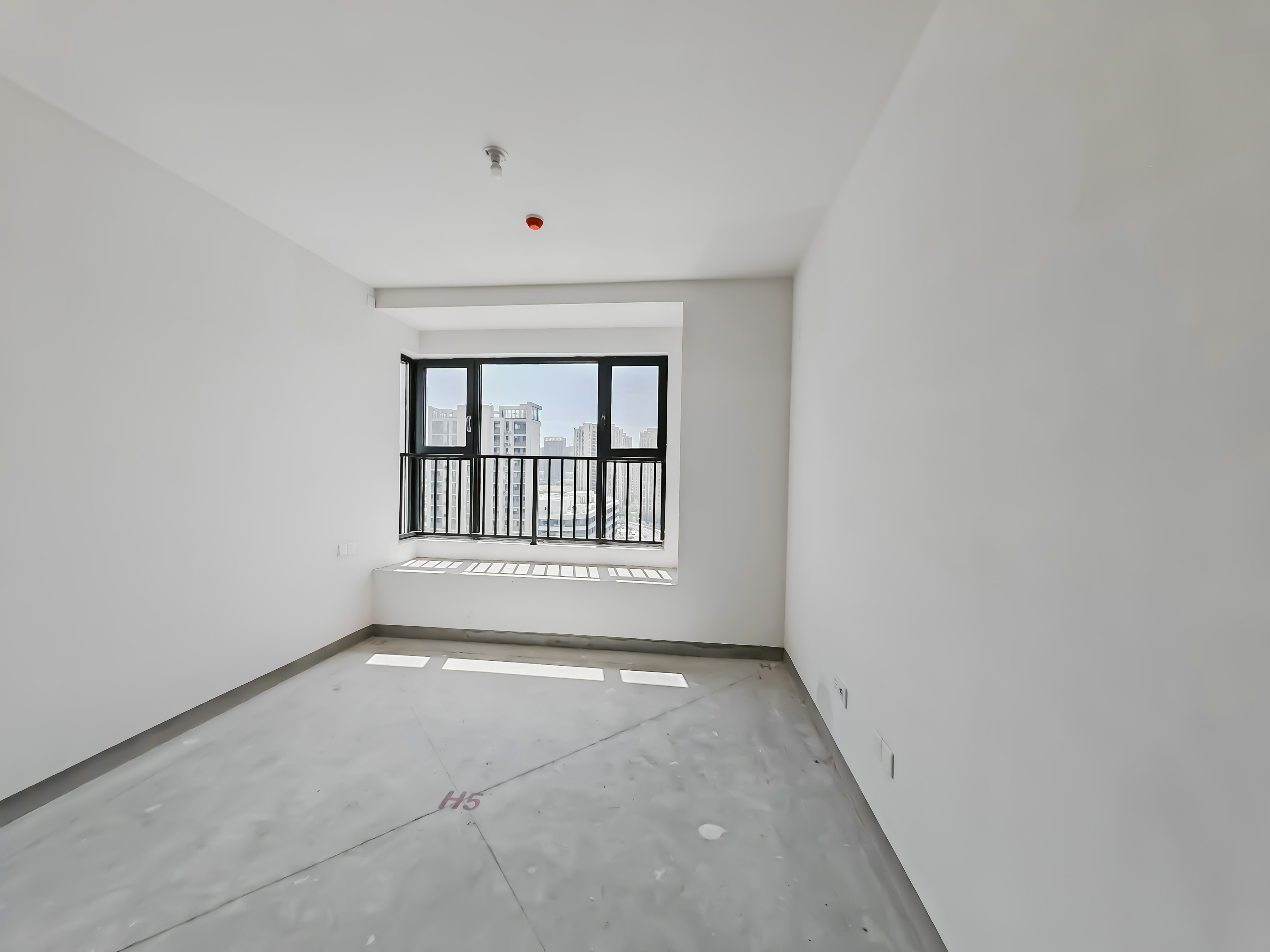 中建蔚蓝之城山茶园