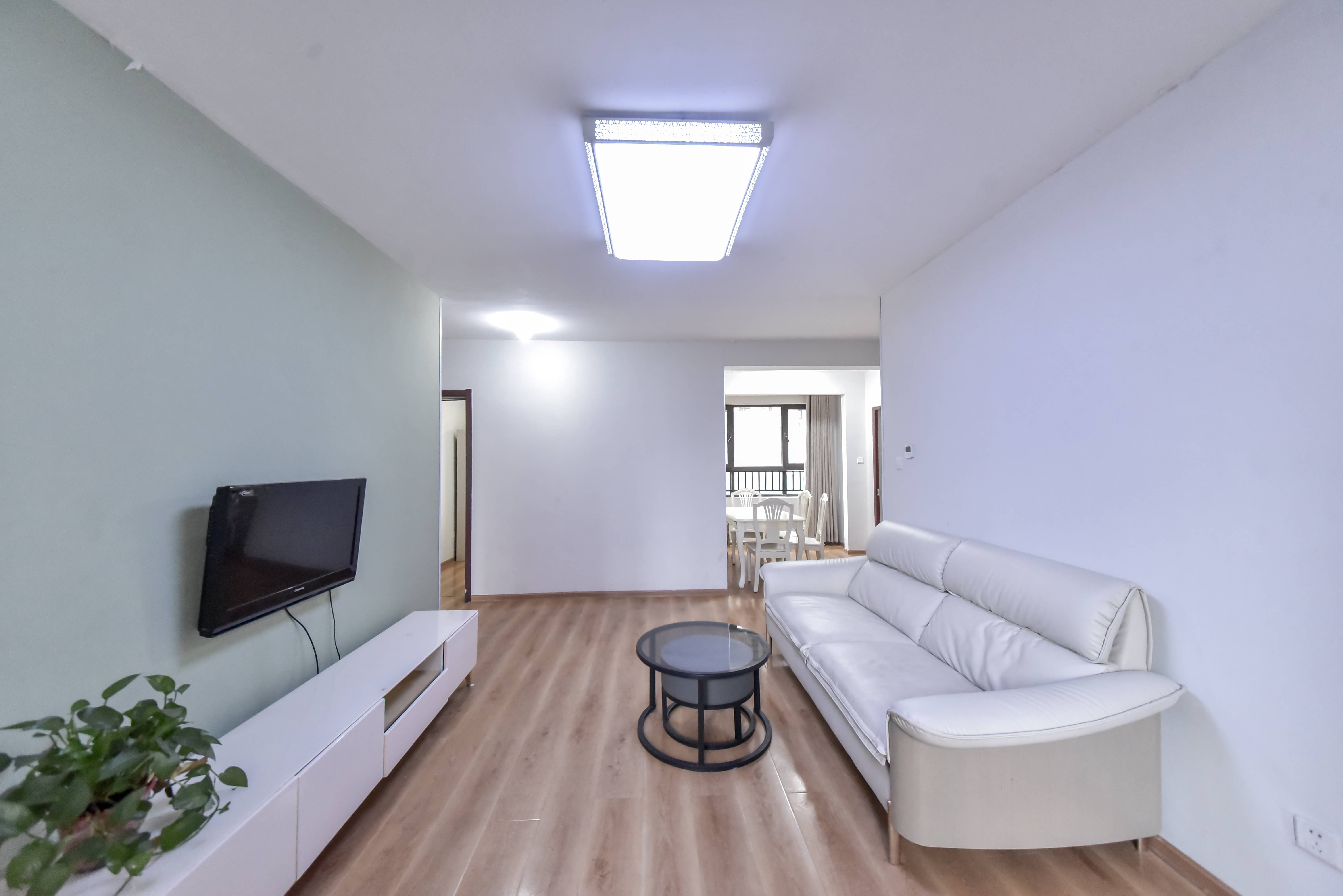 鲁邦奥林逸城东区