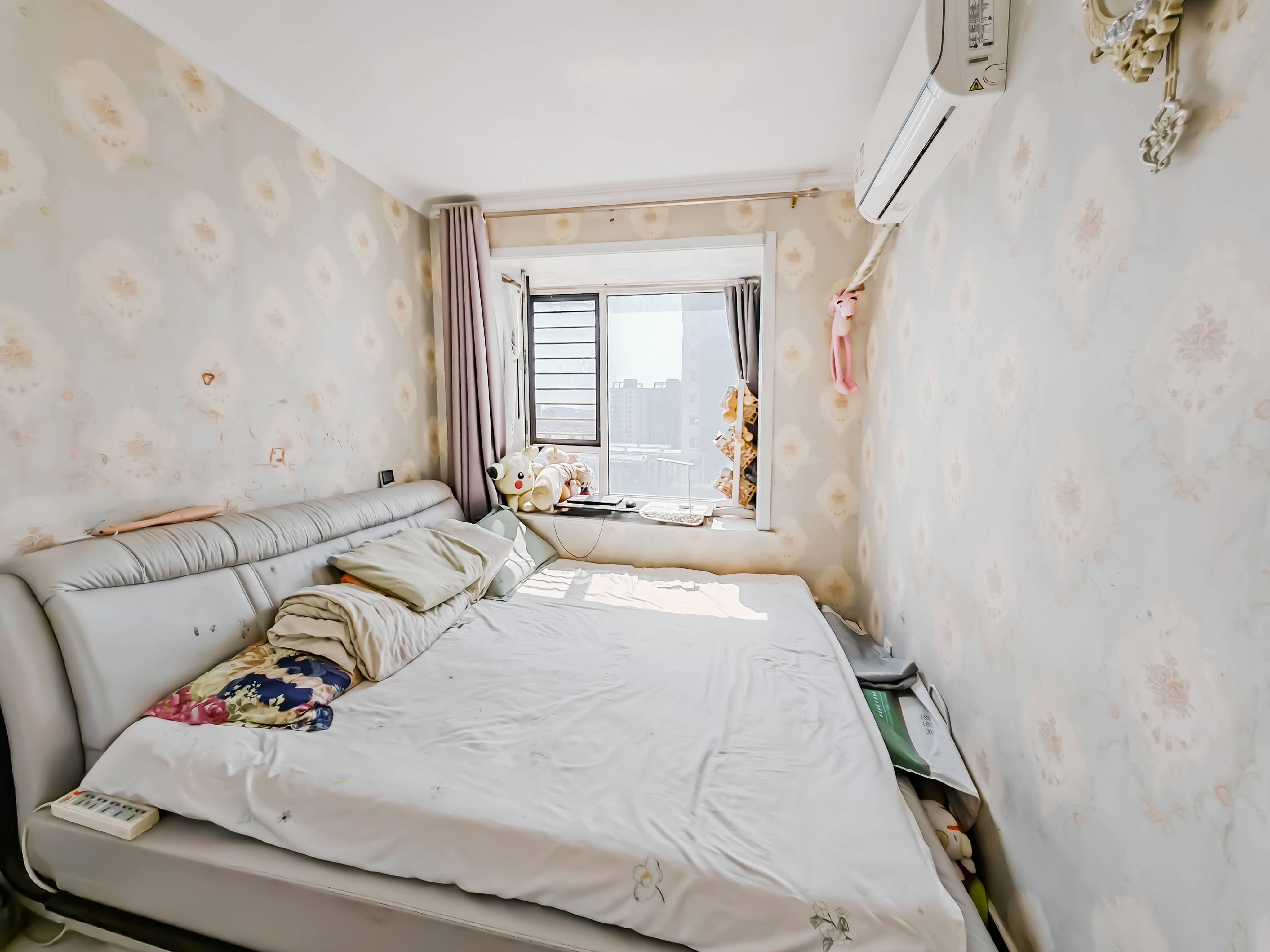 天鸿万象新天三区