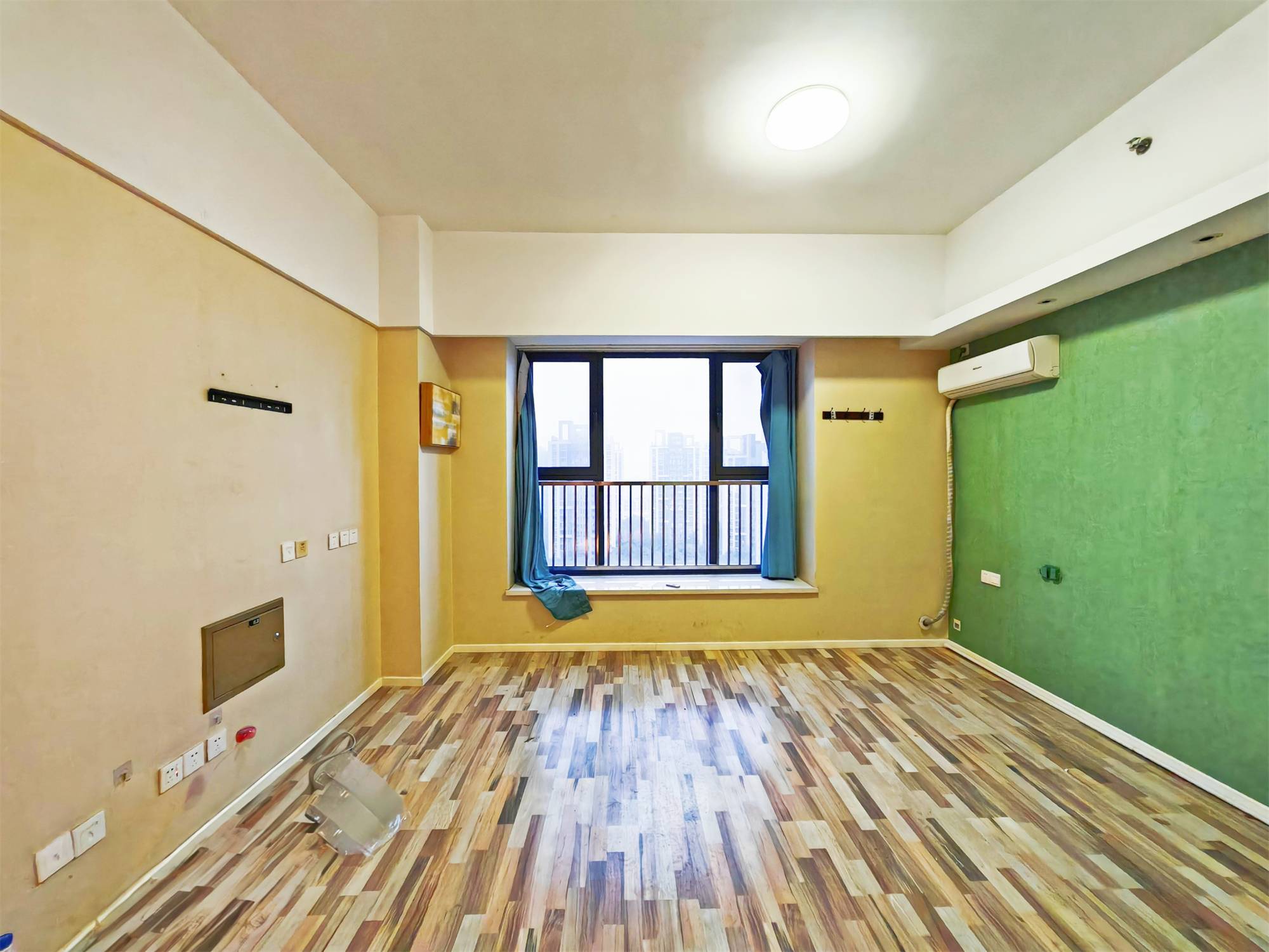 鲁能领秀城贵和金街