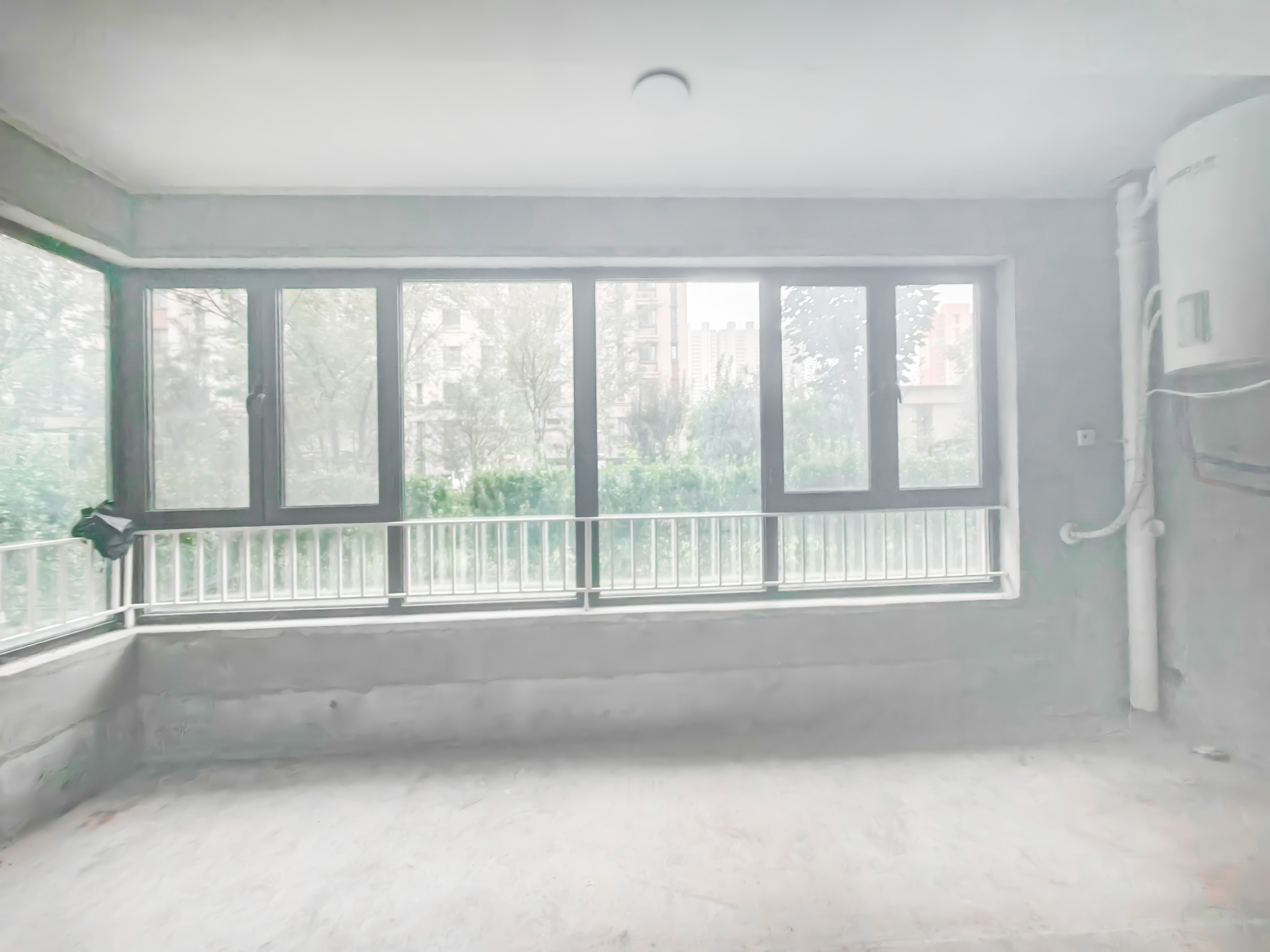 天鸿万象新天公园大道