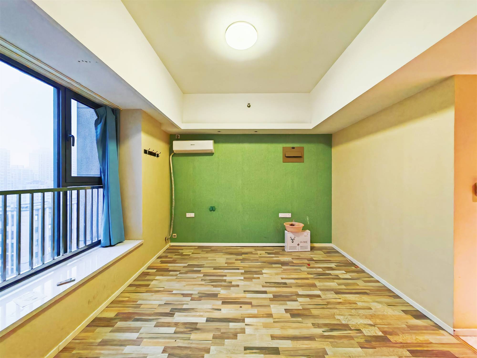  鲁能领秀城贵和金街 北