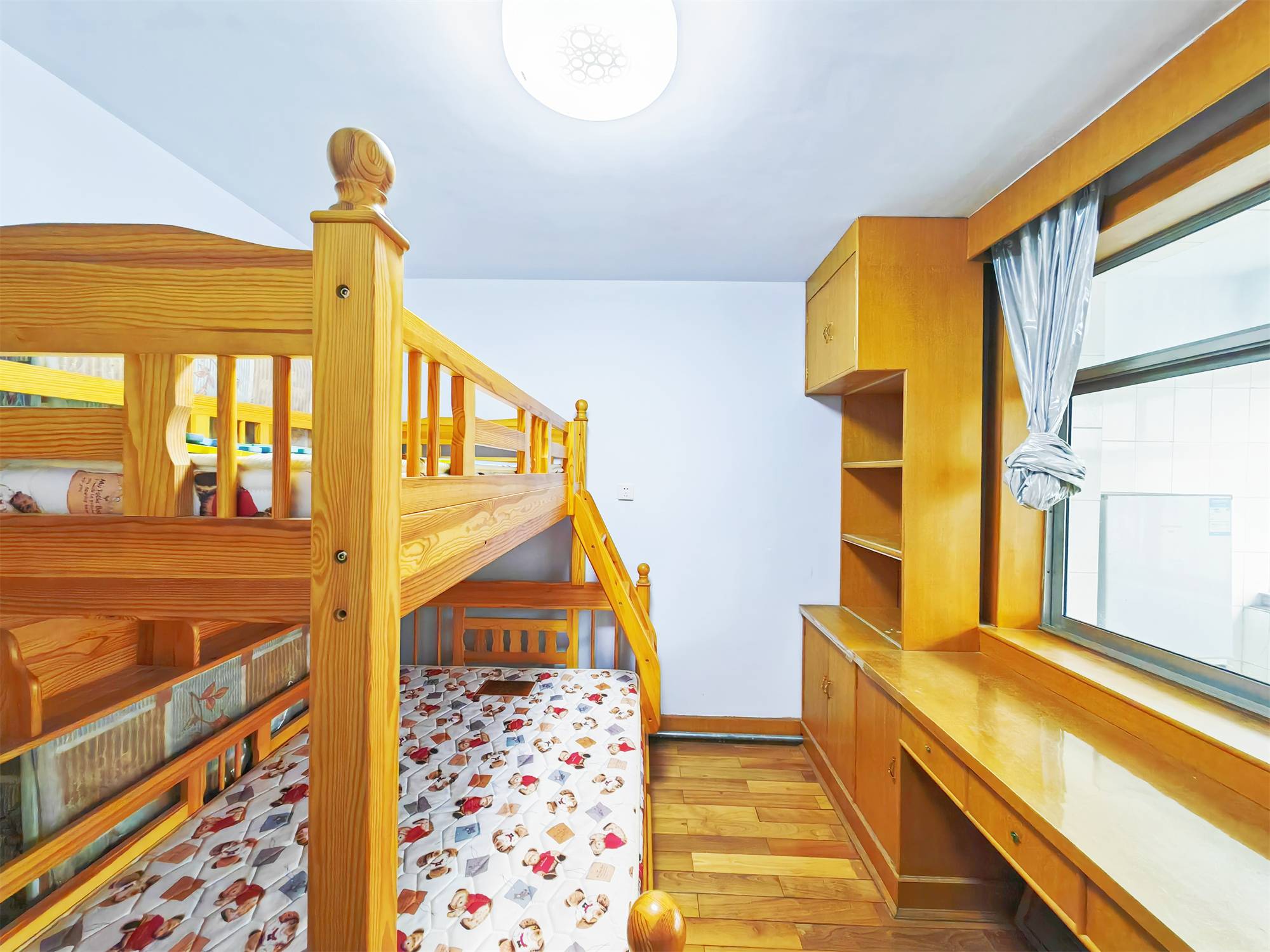 市中工商分局宿舍