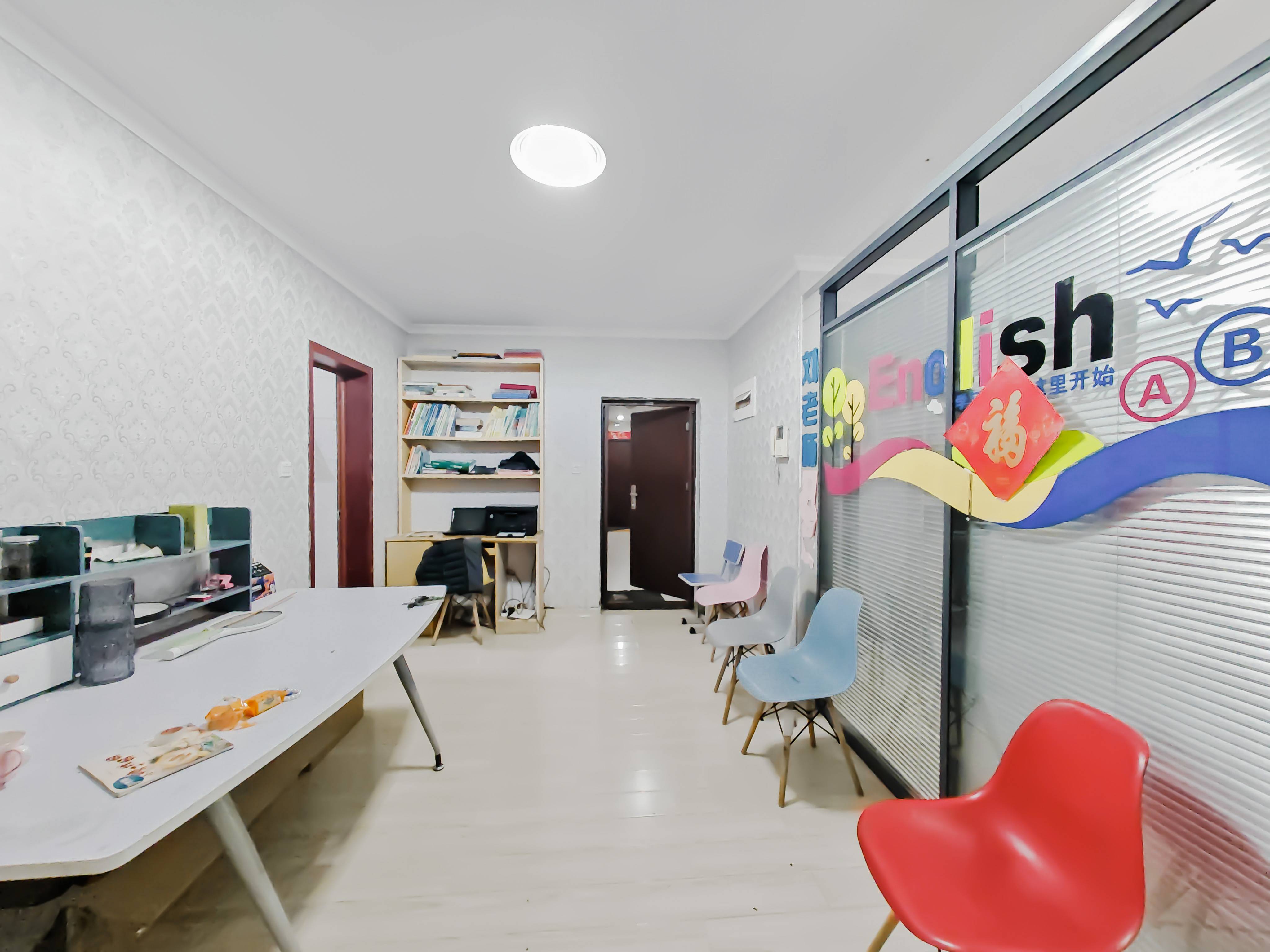 天鸿万象新天四区