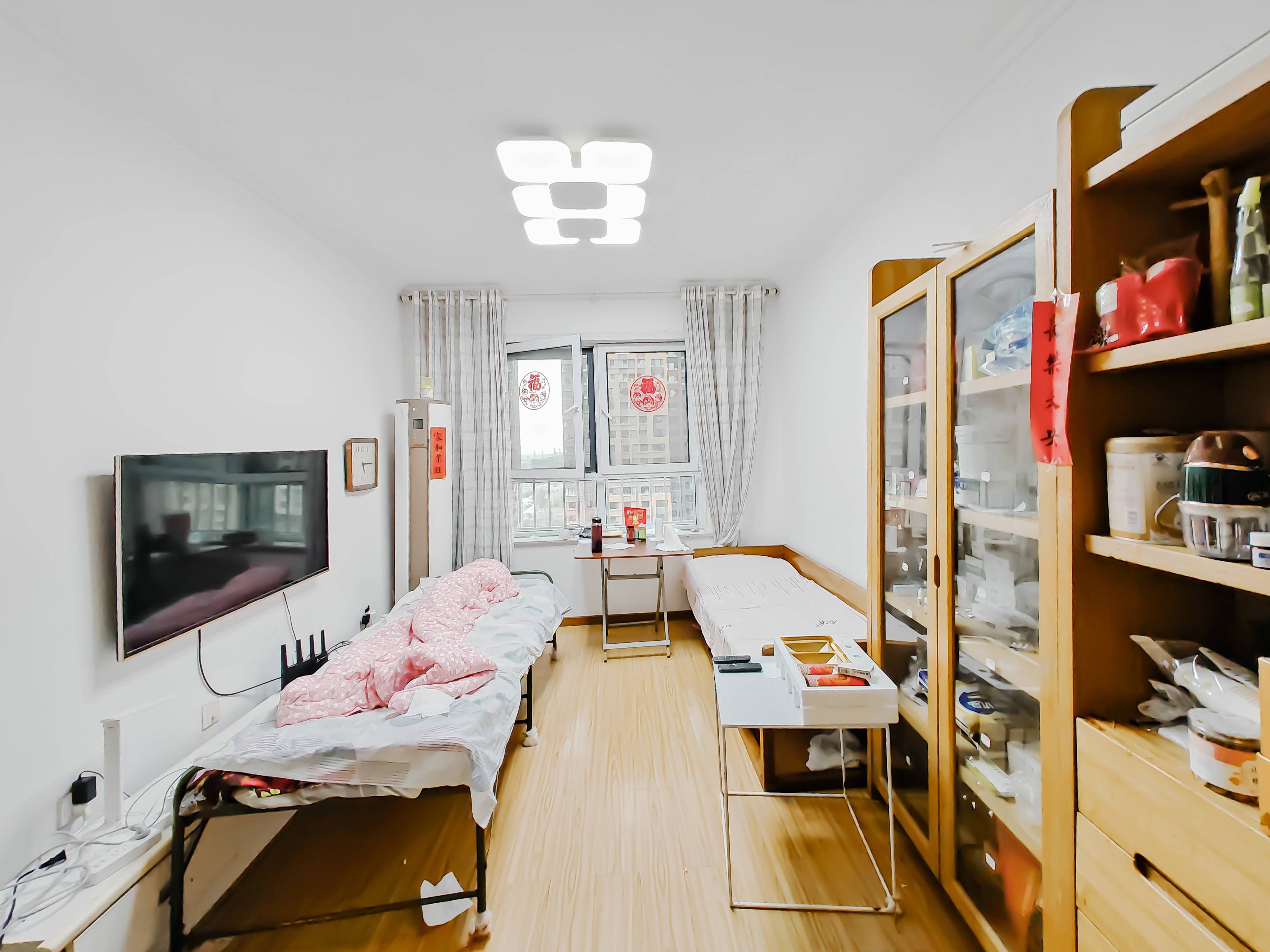 天鸿万象新天哈佛郡