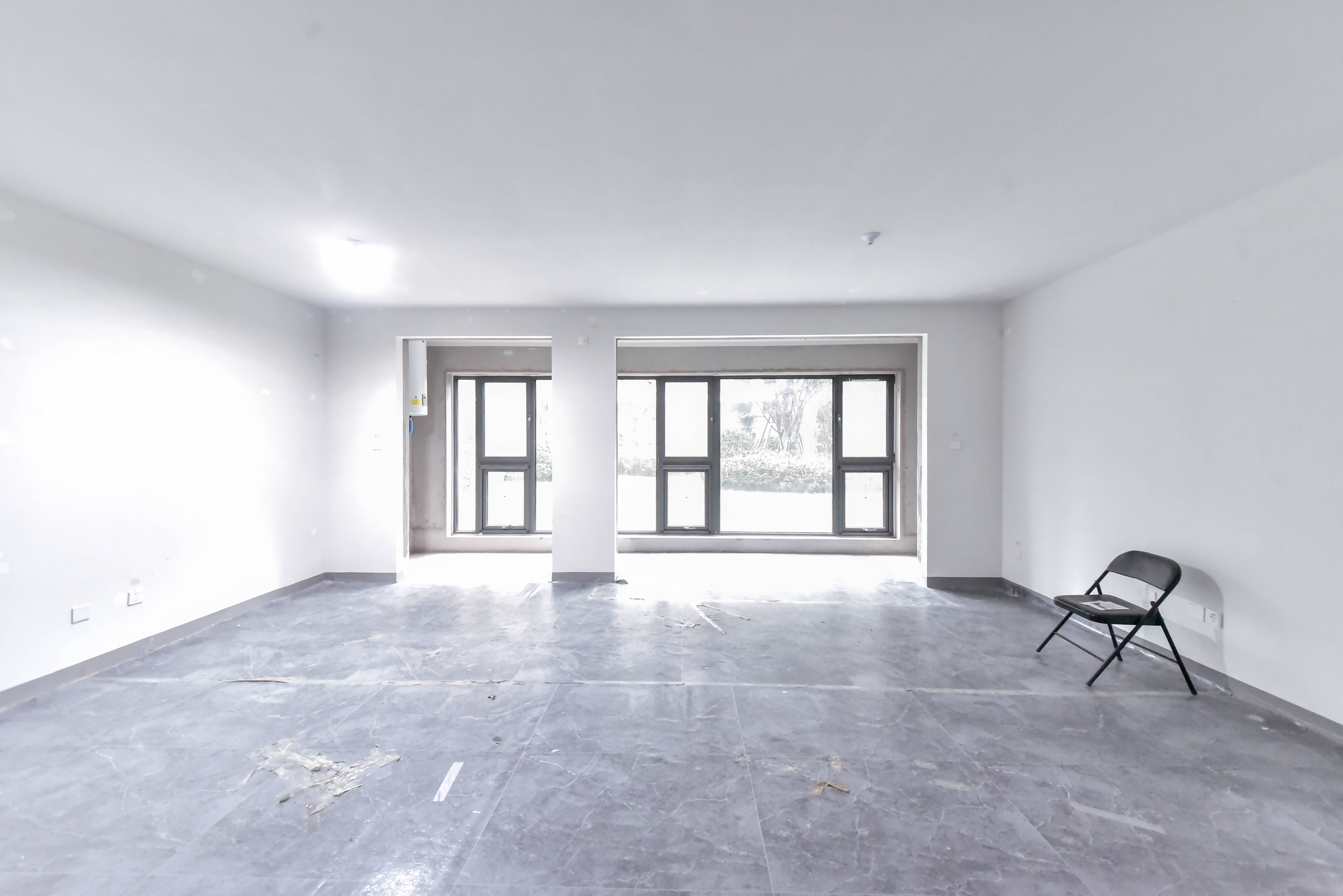  绿城春来风华 南北