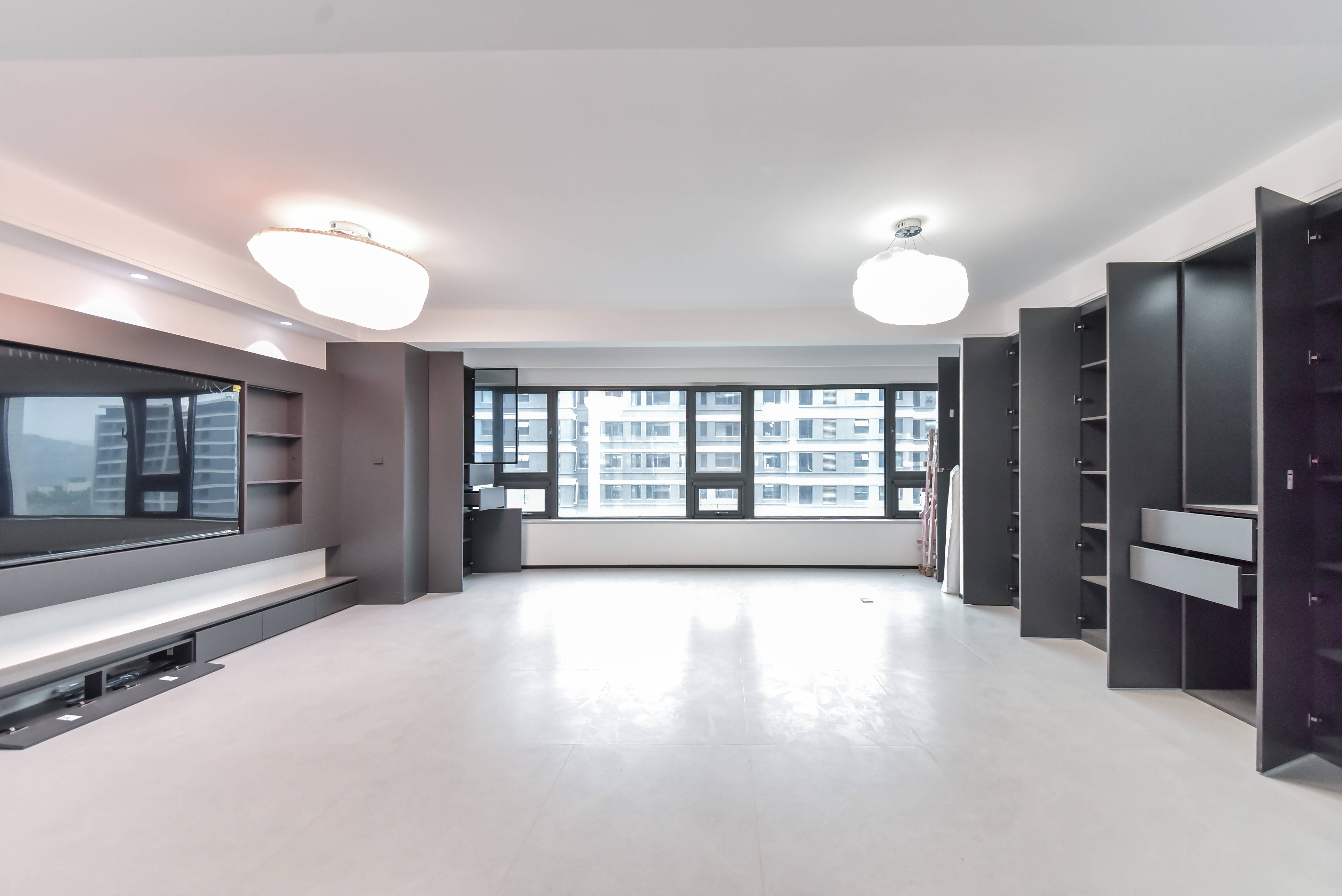  绿城春来风华 南北