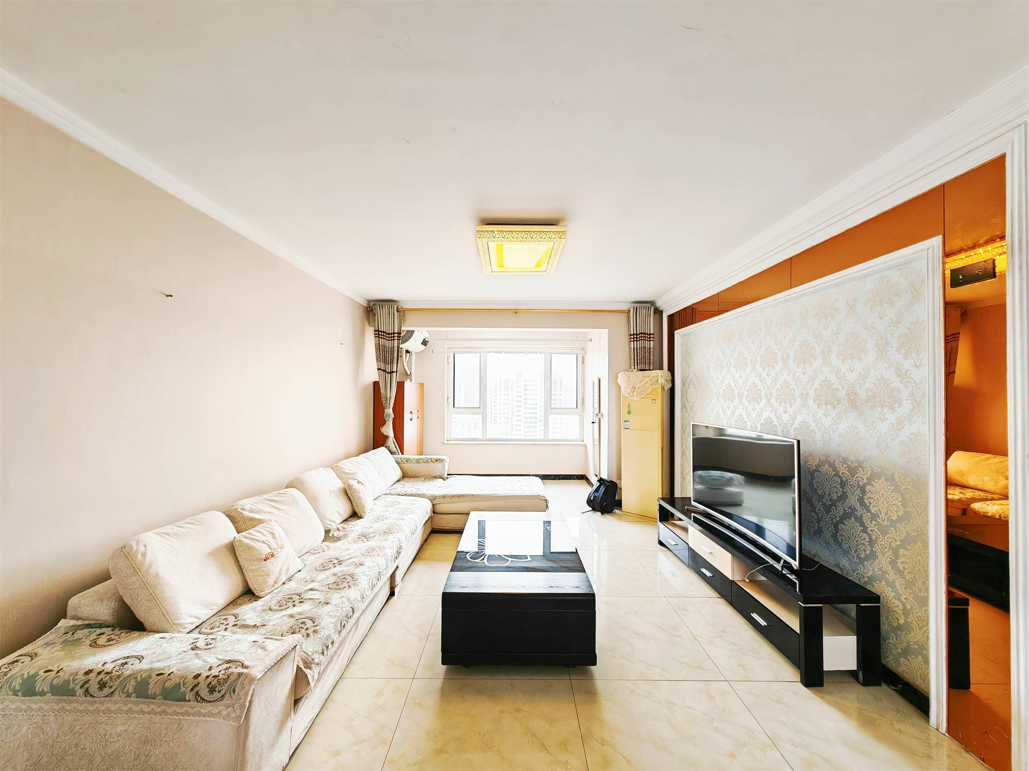  鲁能领秀城东一区(三区) 南北