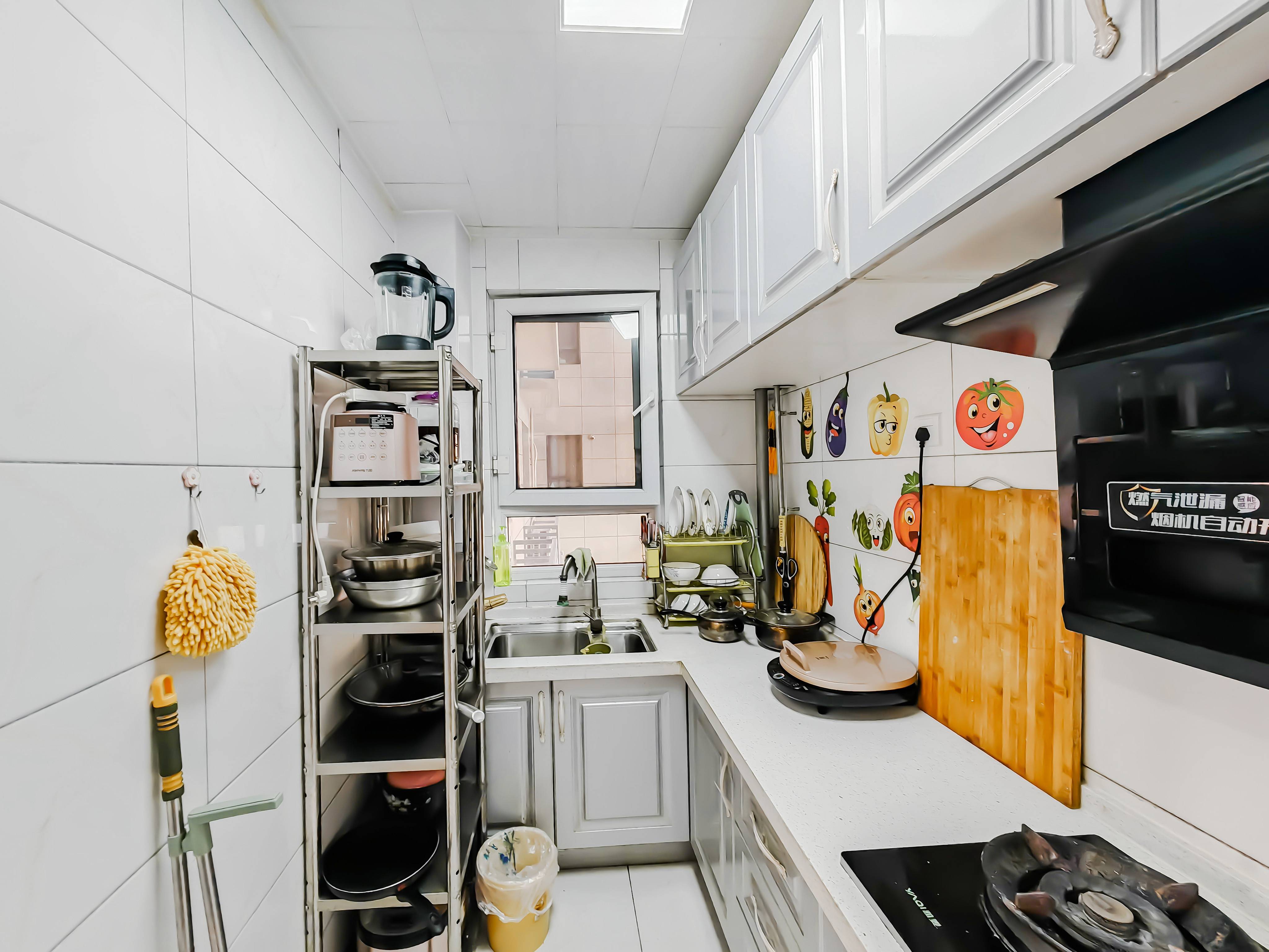 天鸿万象新天万卷府