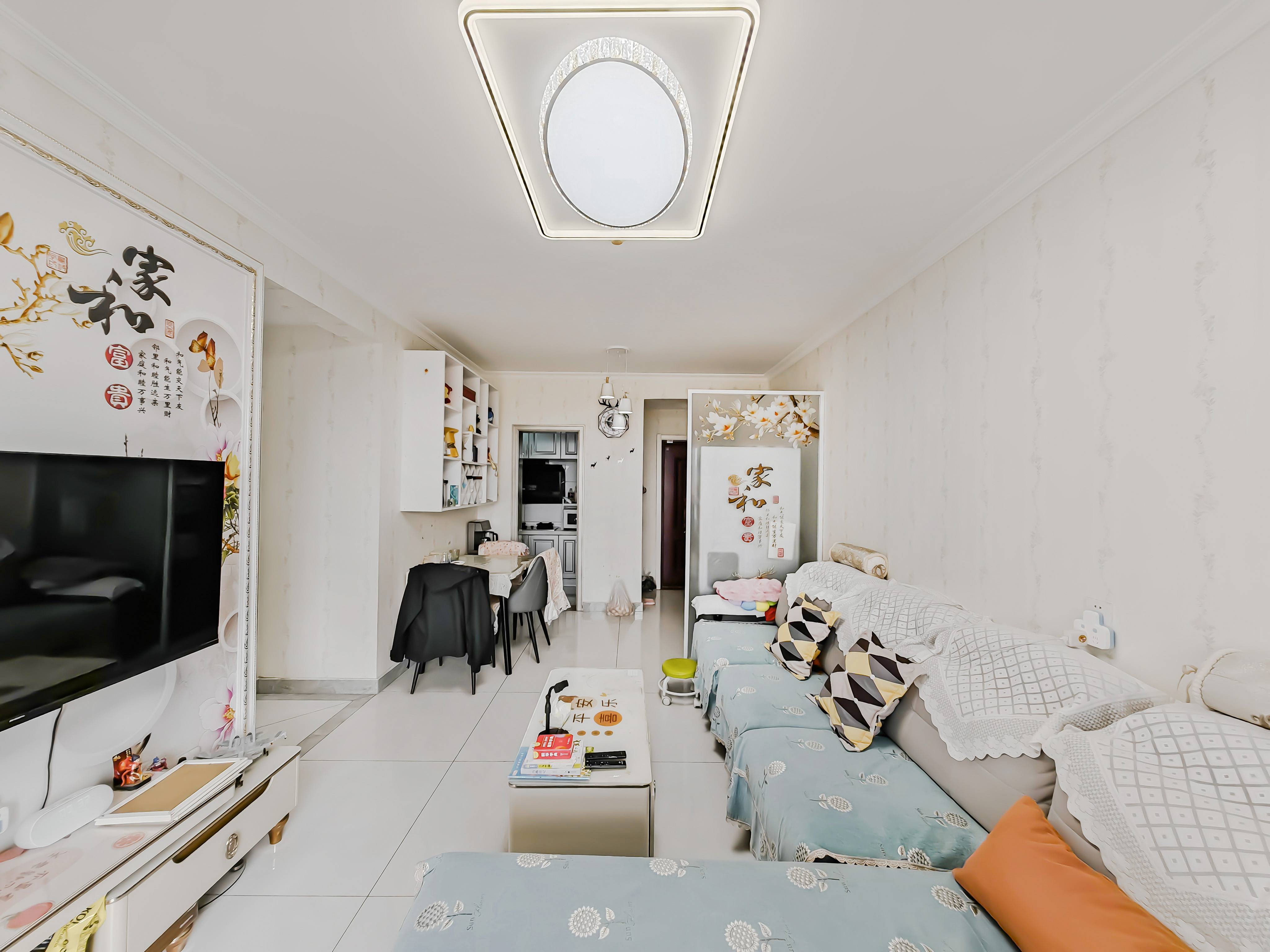 天鸿万象新天万卷府