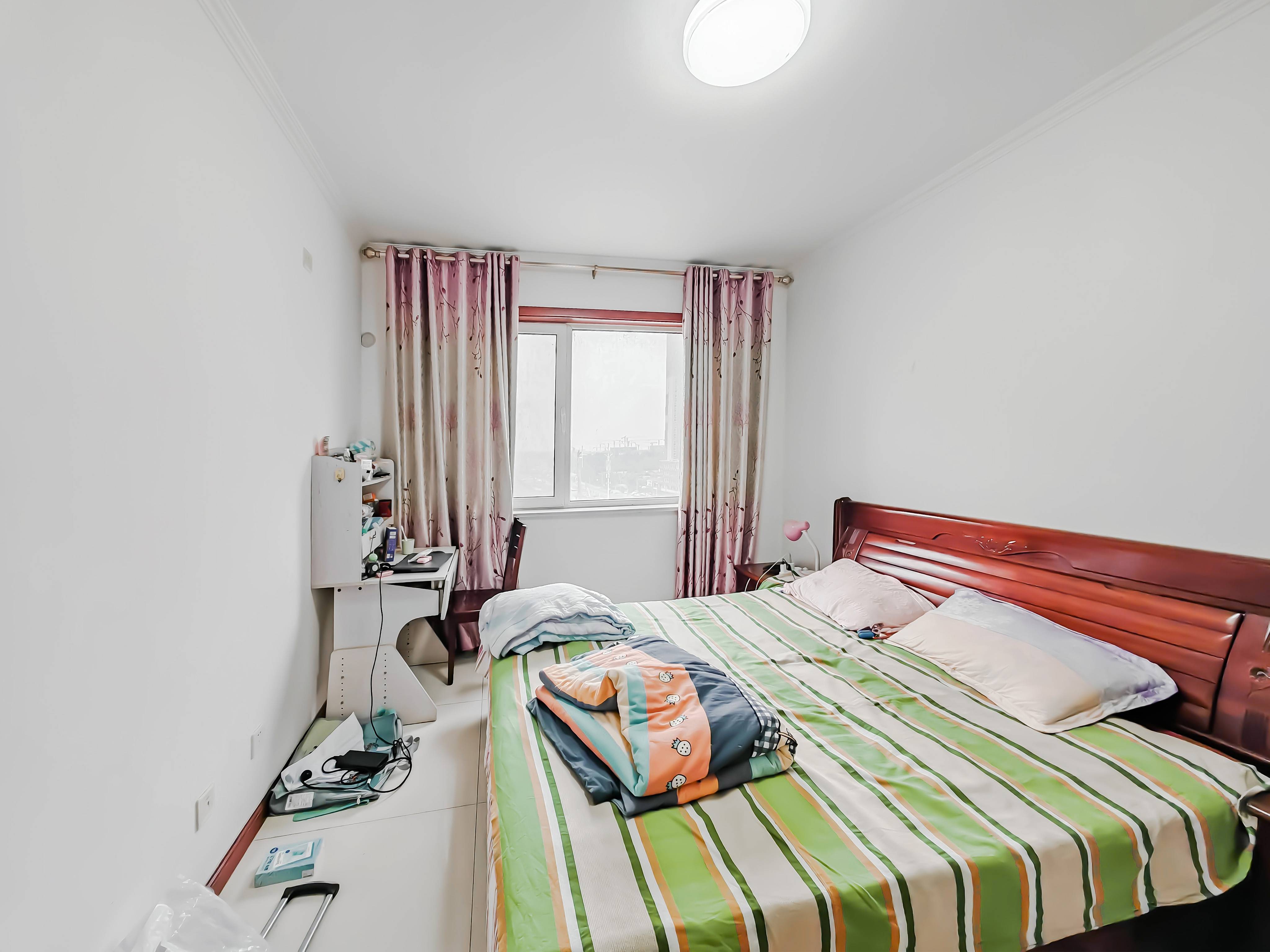 天鸿万象新天四区