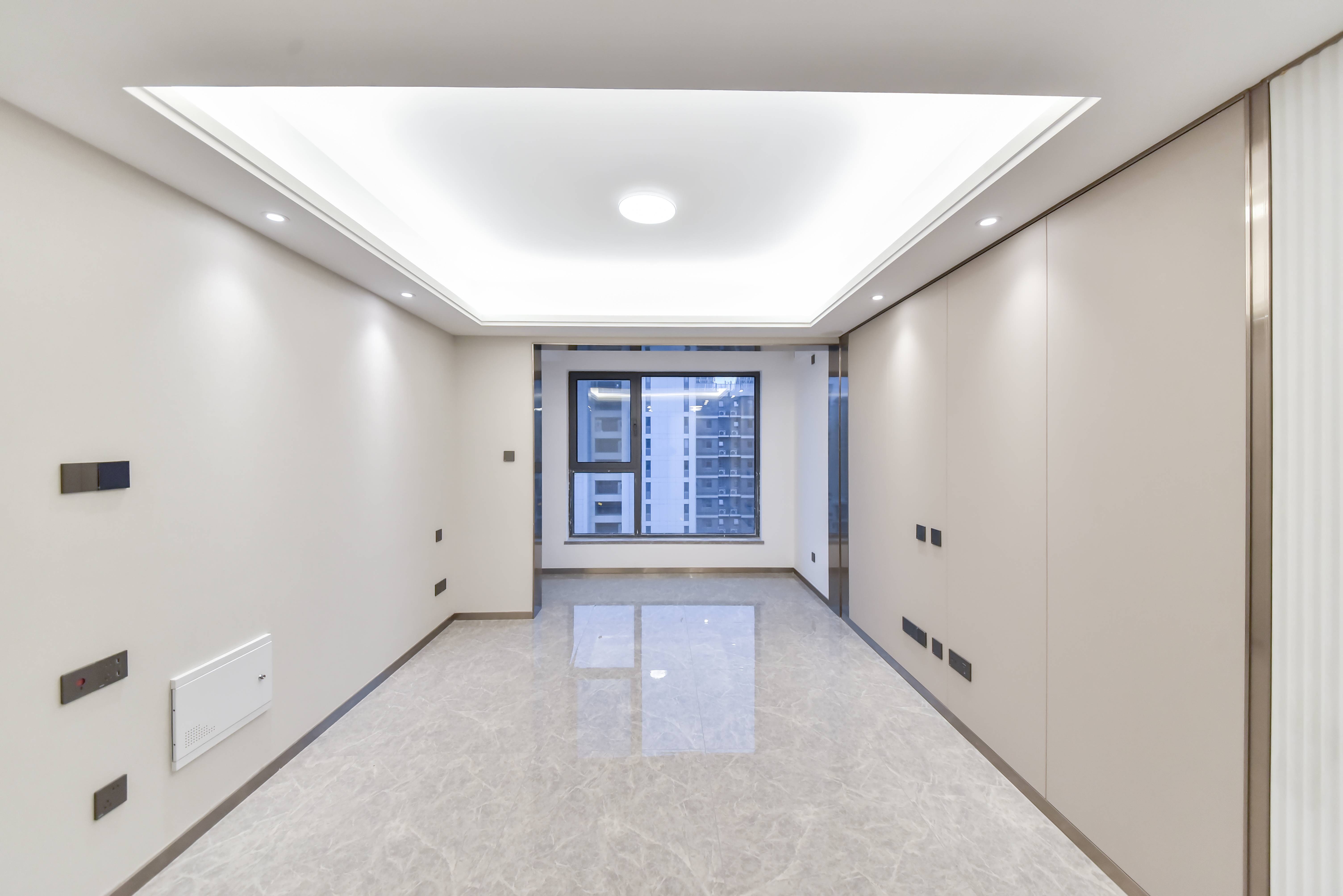  银丰玖玺城五期崇和院 南北