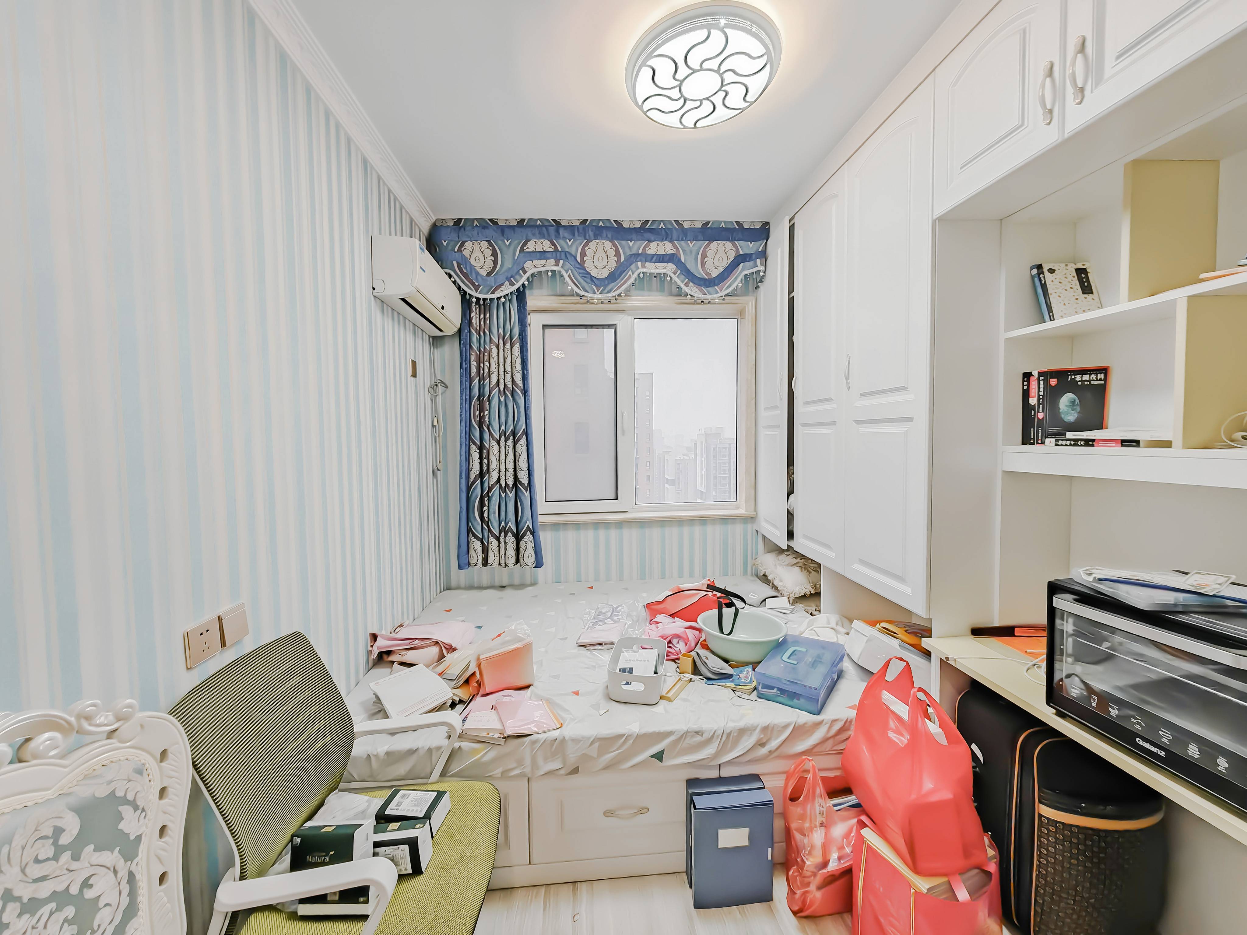 天鸿万象新天哈佛郡