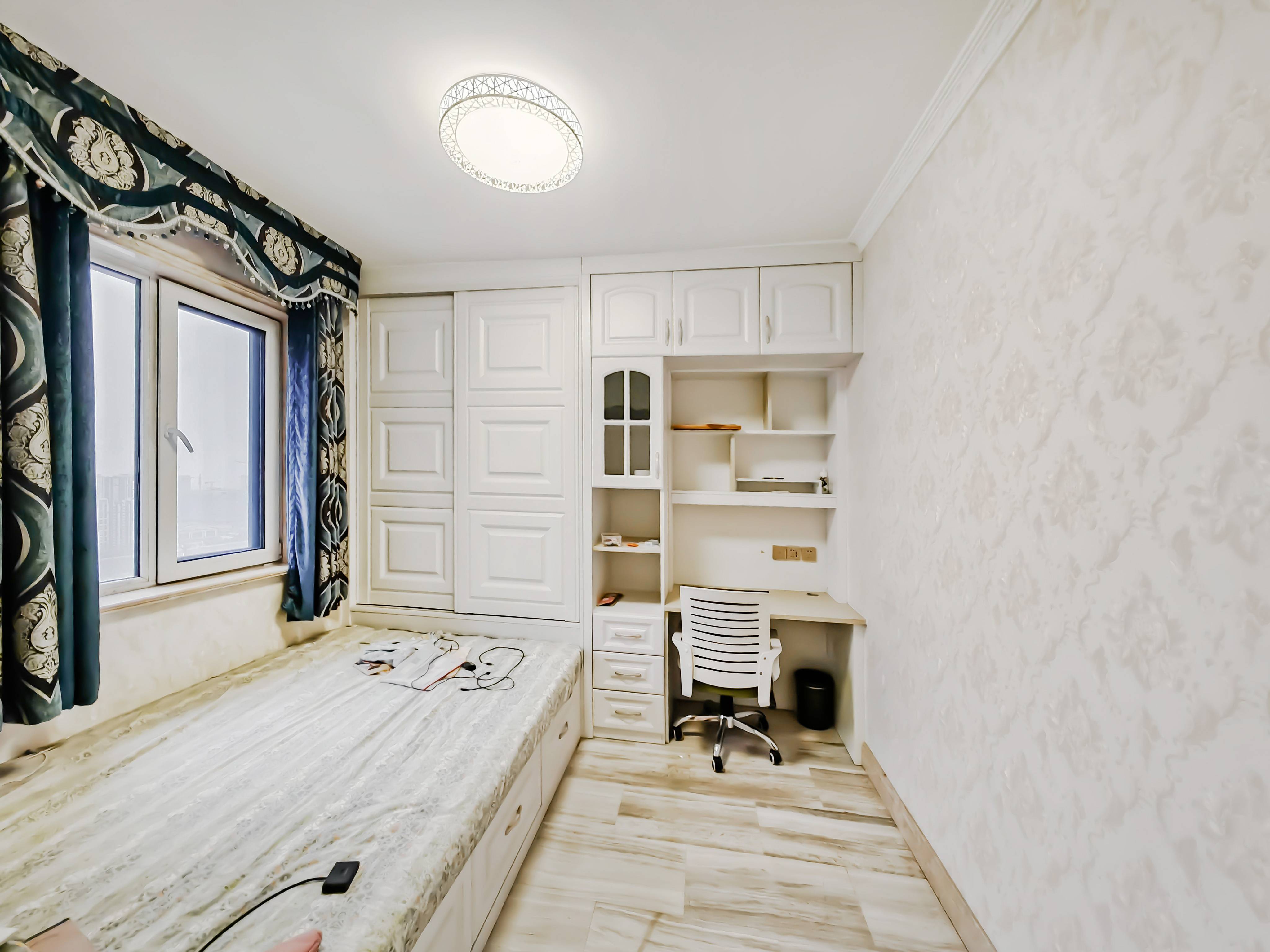 天鸿万象新天哈佛郡