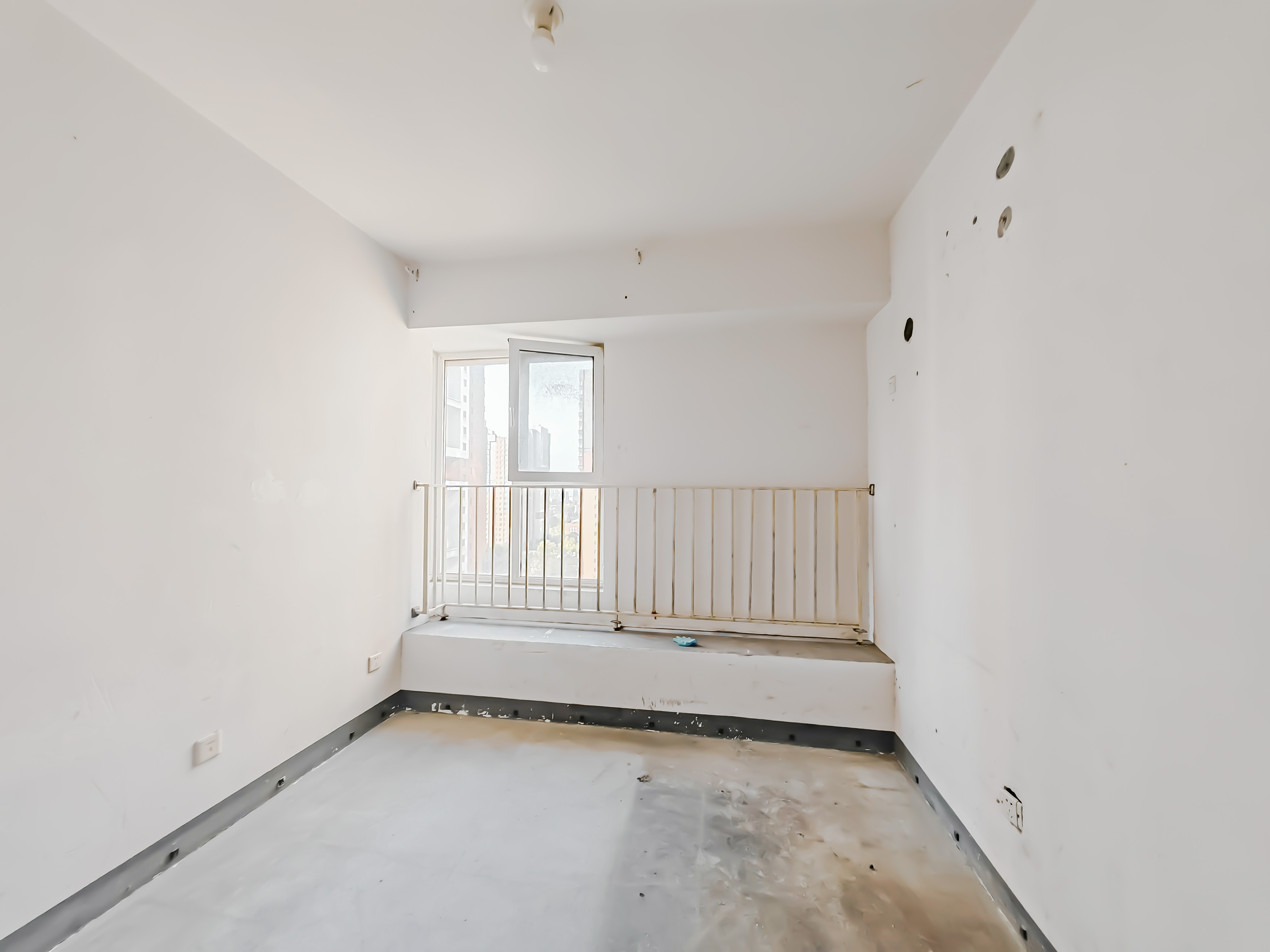 天鸿万象新天理想郡