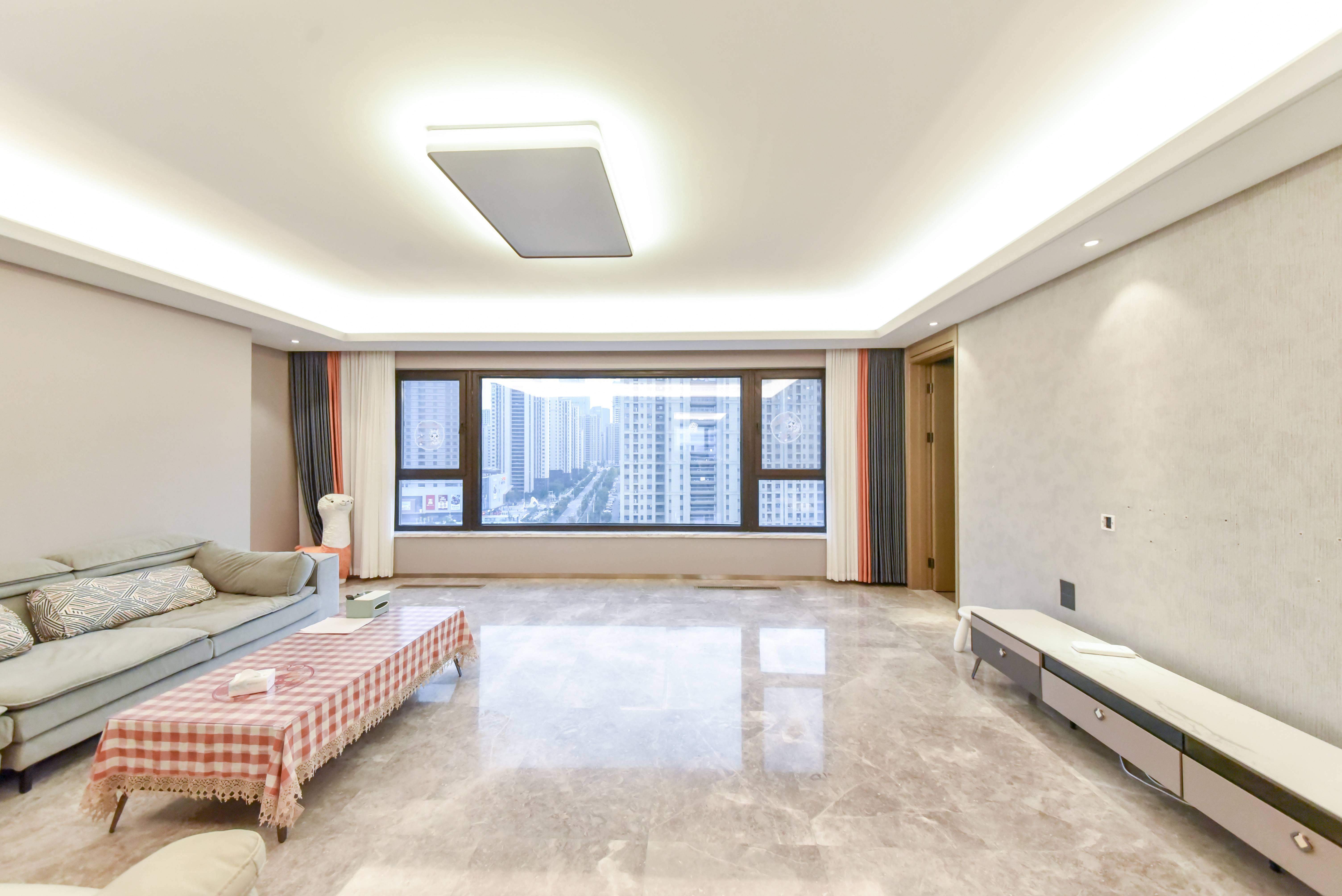  奥体金茂府 南北