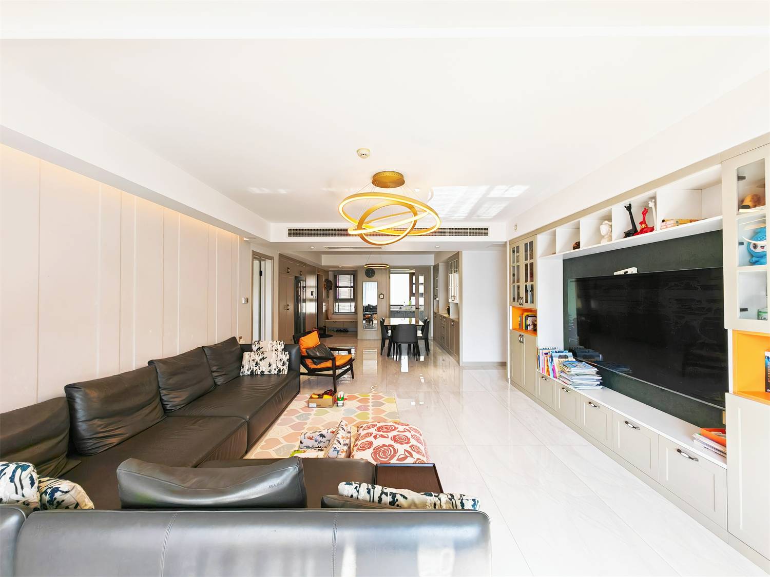  鲁能领秀公馆 南北