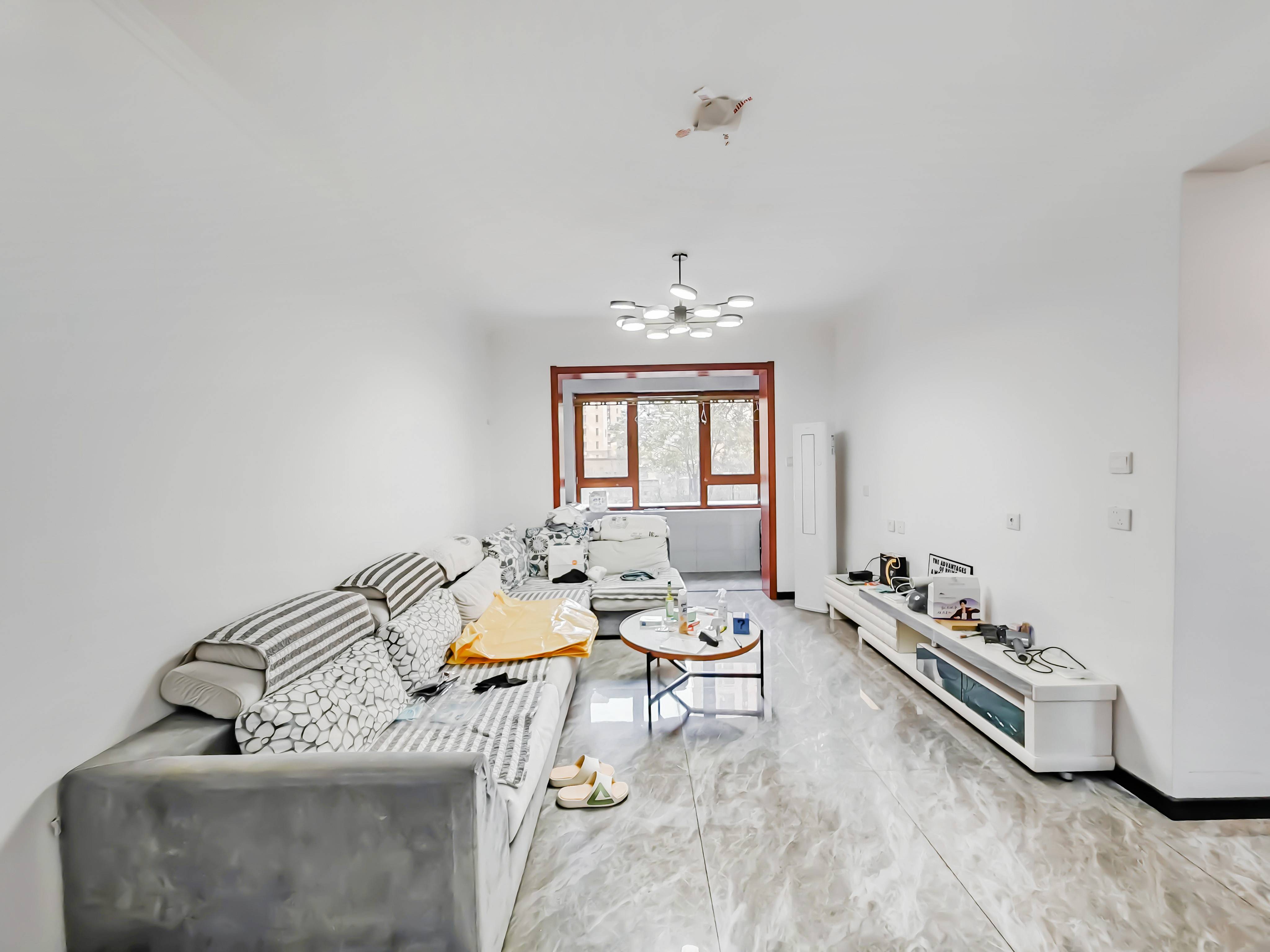 天鸿万象新天公园大道