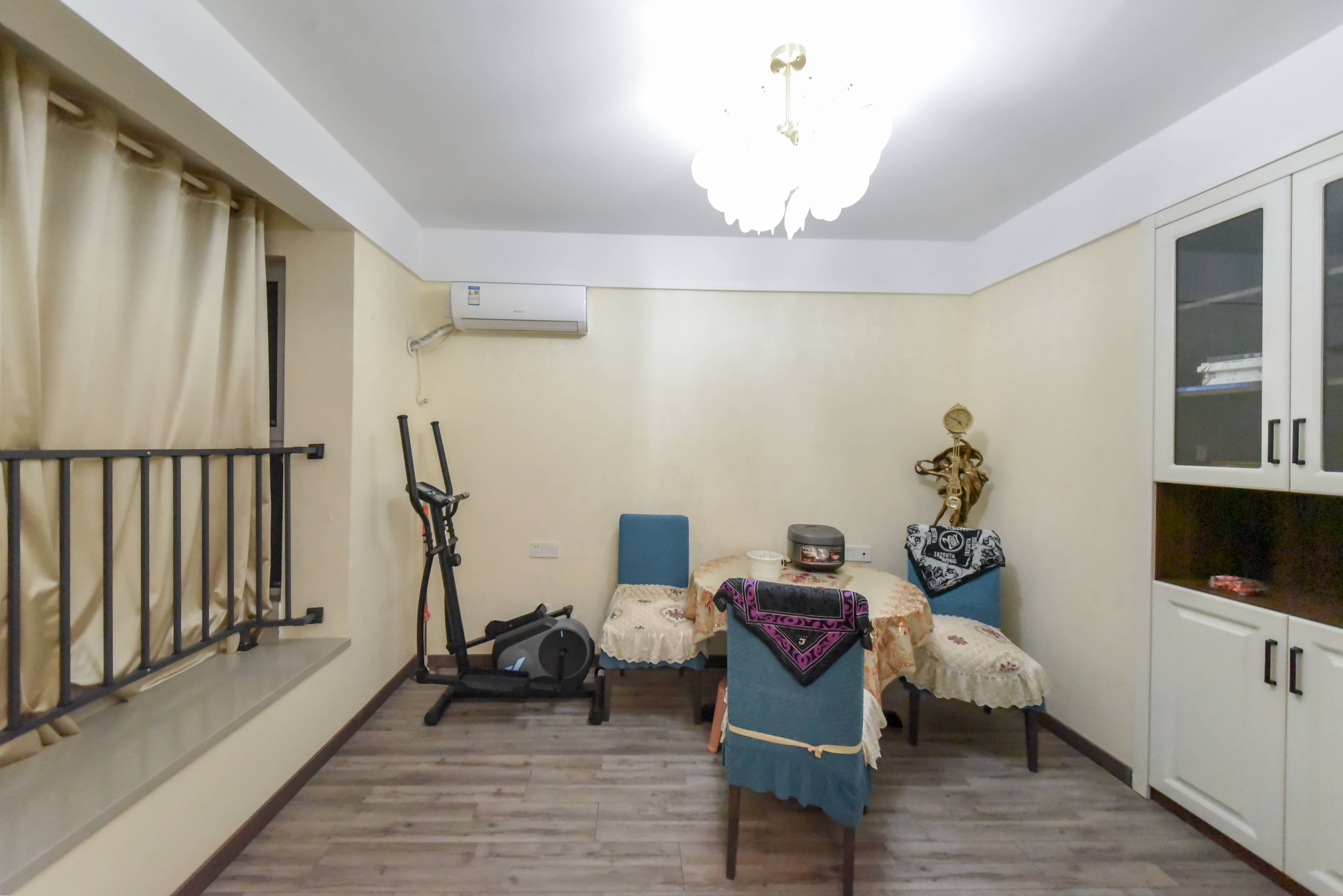 万科龙湖城市之光